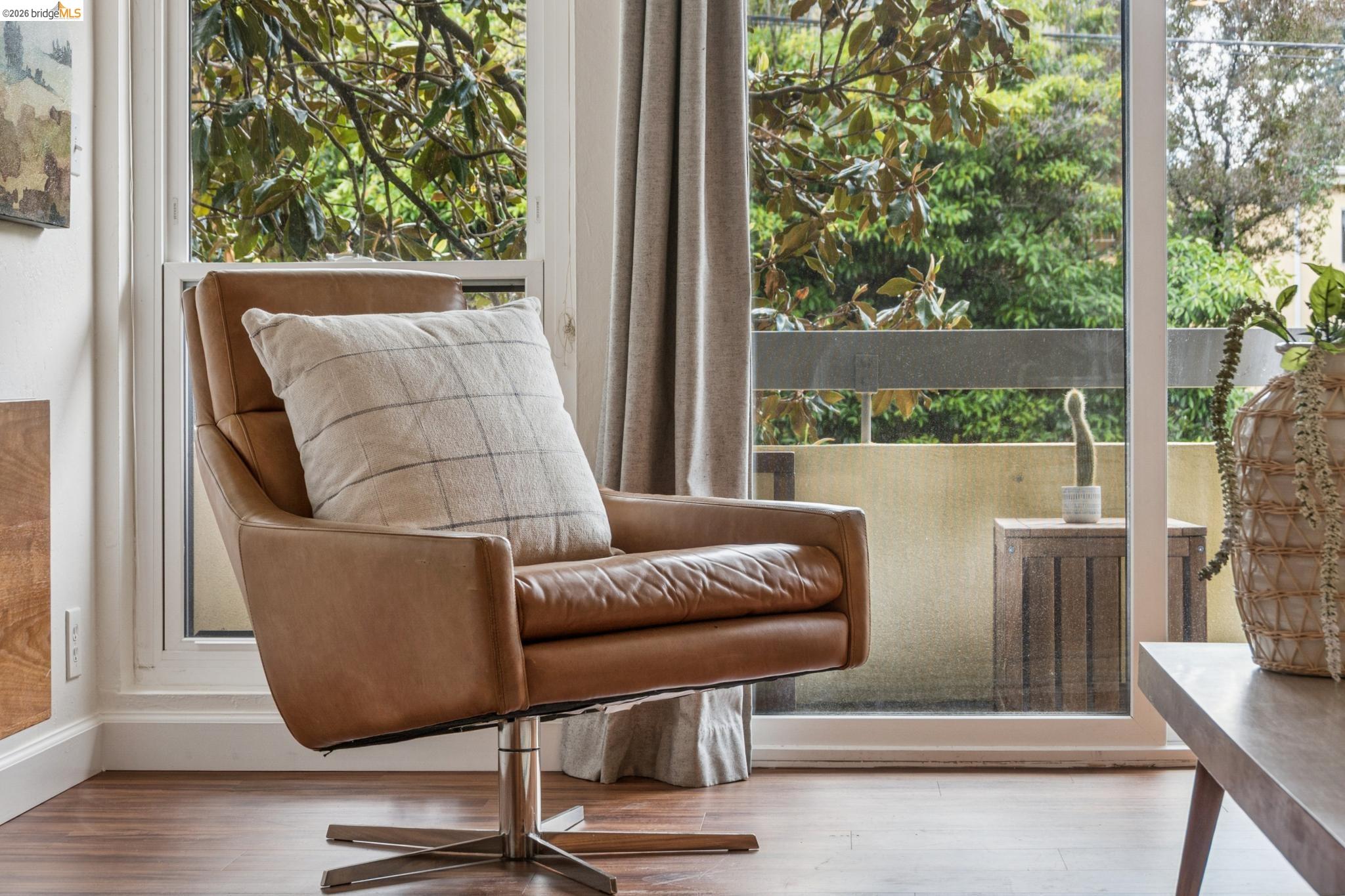 651 Oakland Ave UNIT 1F, Oakland, CA, 94611