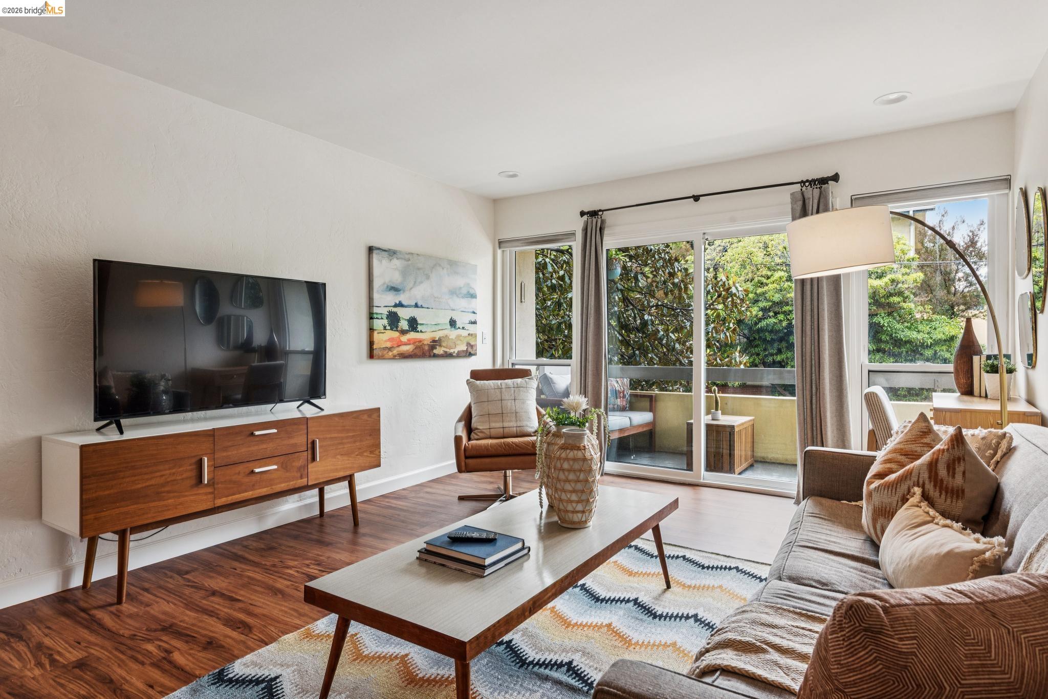 651 Oakland Ave UNIT 1F, Oakland, CA, 94611