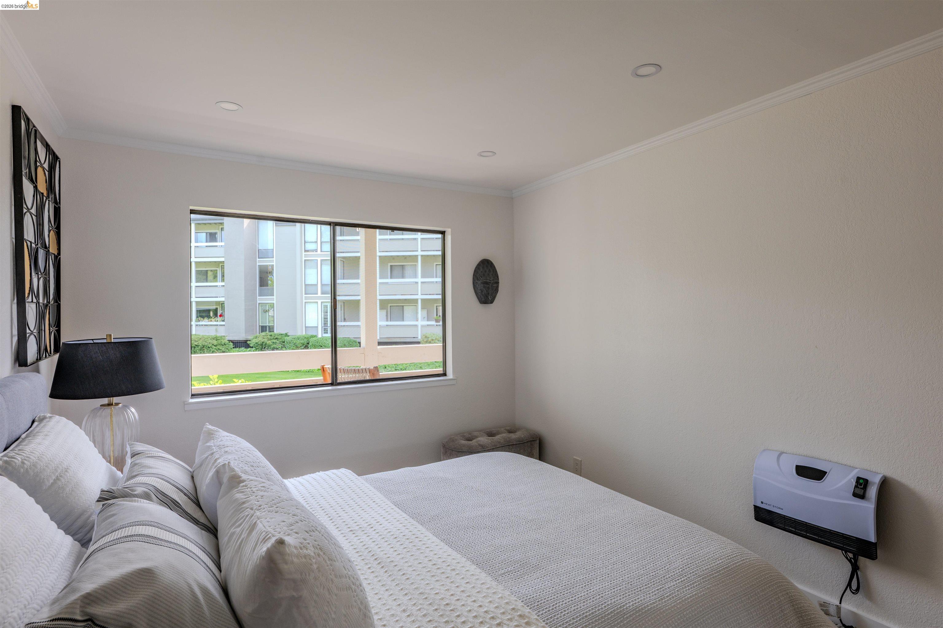 Detail Gallery Image 12 of 26 For 1171 Compass Ln #113,  Foster City,  CA 94404 - 3 Beds | 2 Baths