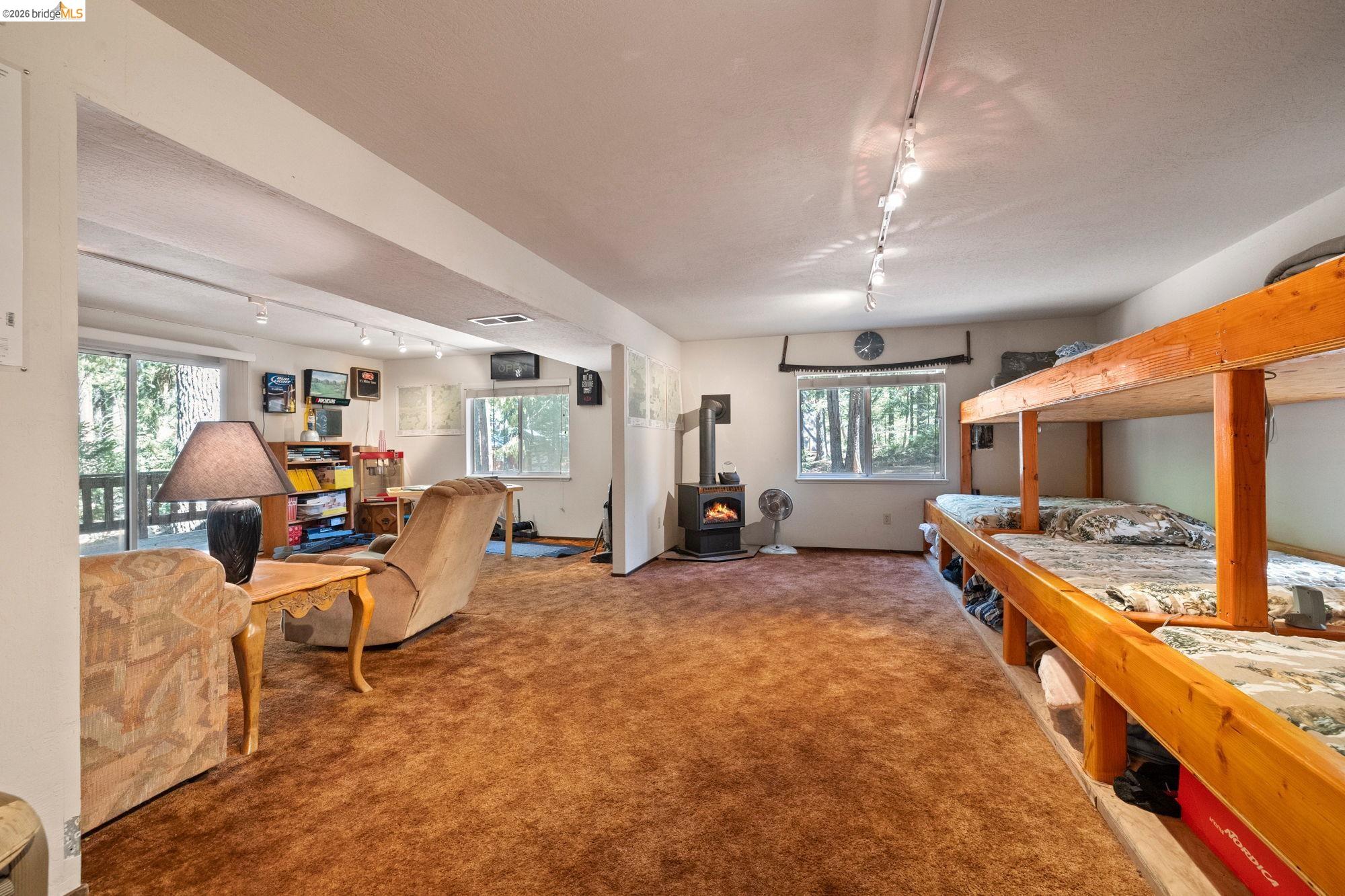 Detail Gallery Image 17 of 22 For 2119 Silverado Way, Arnold,  CA 95223 - 3 Beds | 2/1 Baths