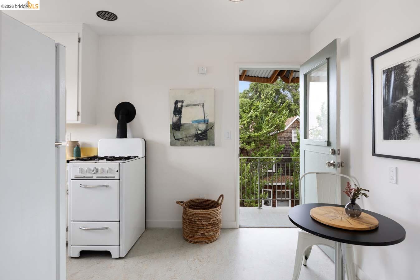 Detail Gallery Image 38 of 60 For 1937 Haste St, Berkeley,  CA 94704 - – Beds | – Baths