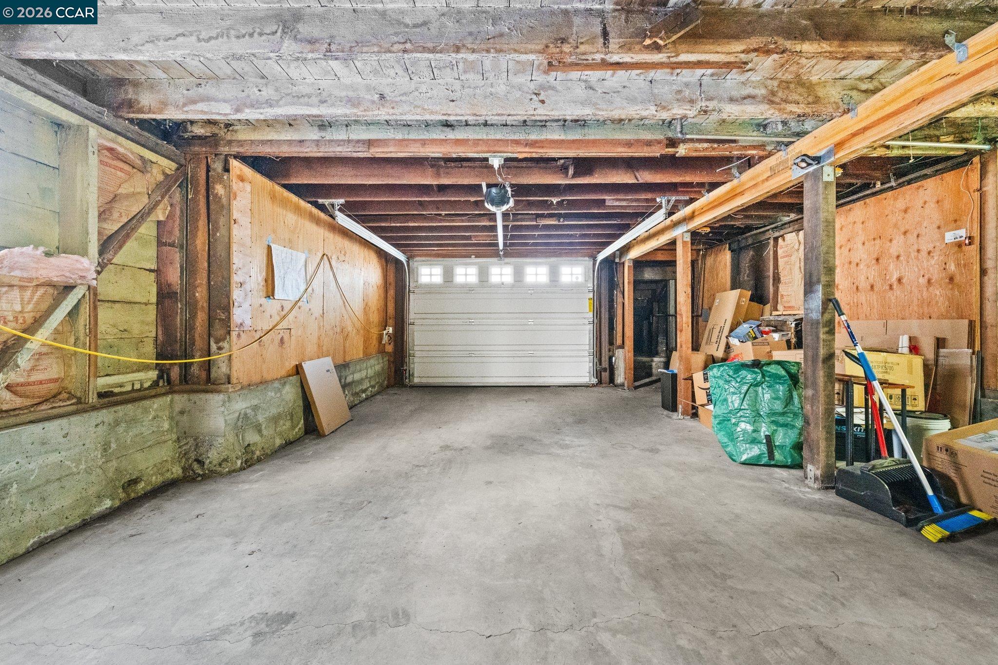 Detail Gallery Image 36 of 44 For 2517 Filbert St, Oakland,  CA 94607 - 4 Beds | 2 Baths