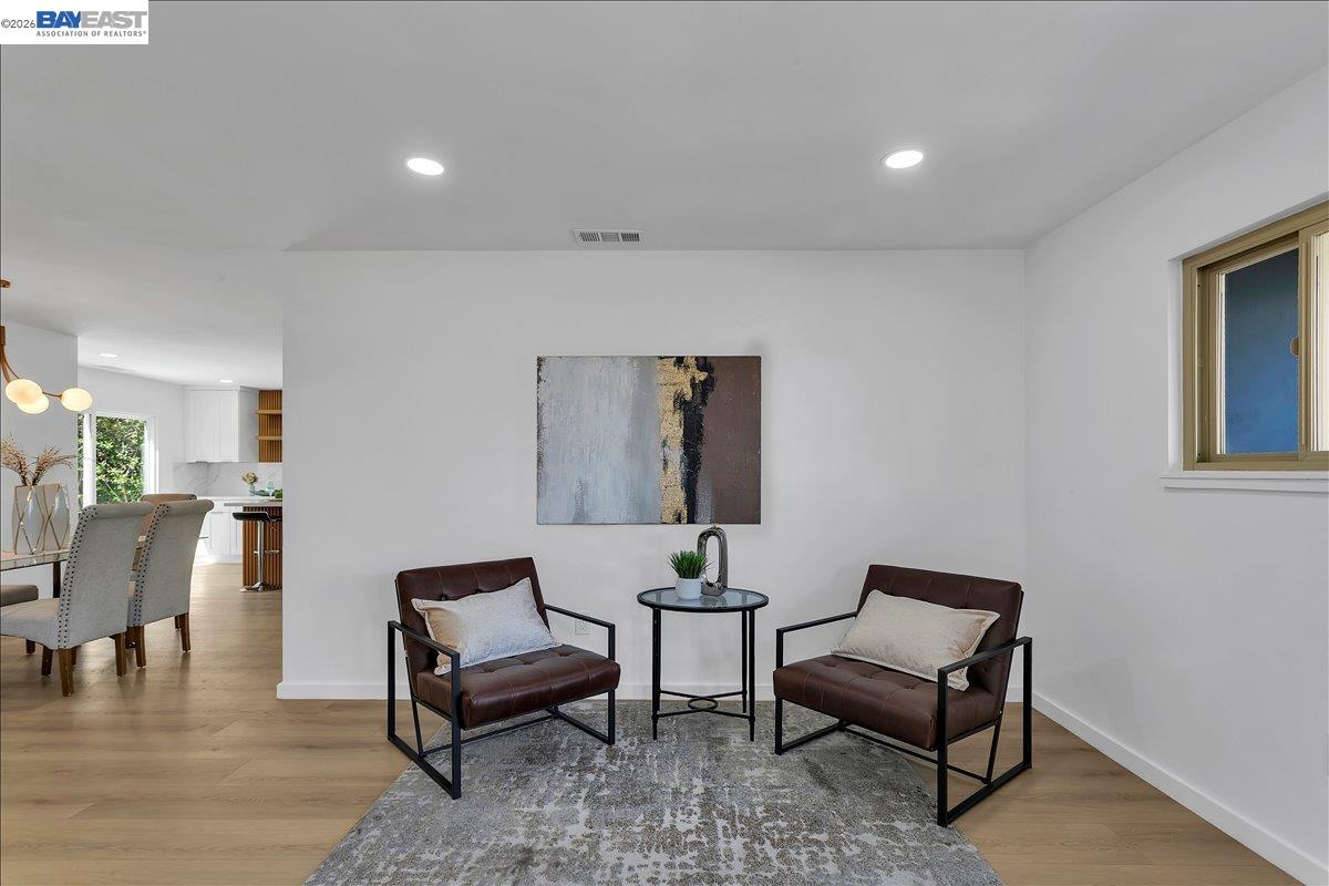376 Oleander Ave, Alameda, CA, 94502