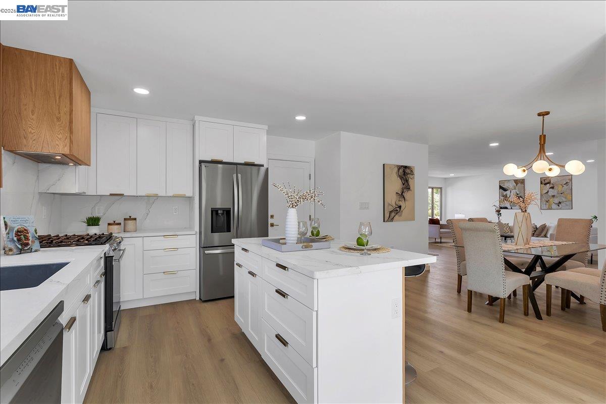 376 Oleander Ave, Alameda, CA, 94502