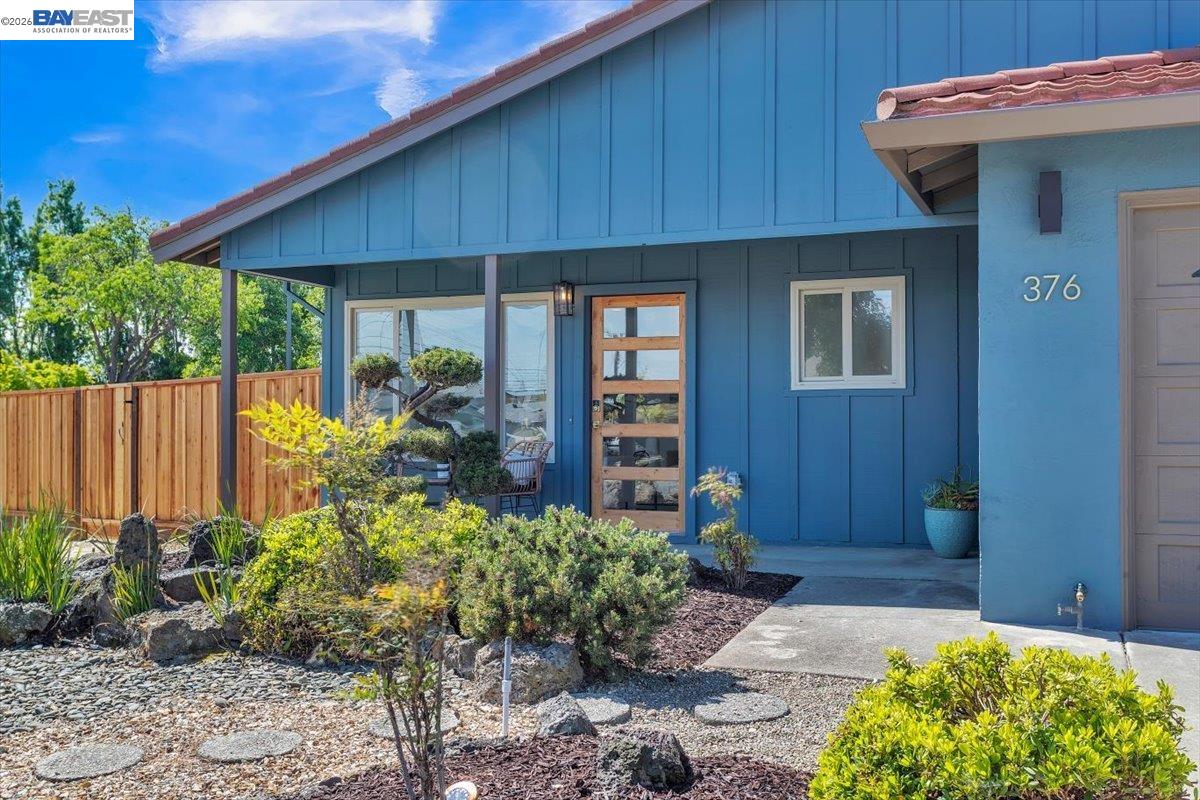 376 Oleander Ave, Alameda, CA, 94502