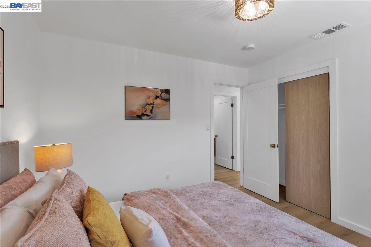 376 Oleander Ave, Alameda, CA, 94502