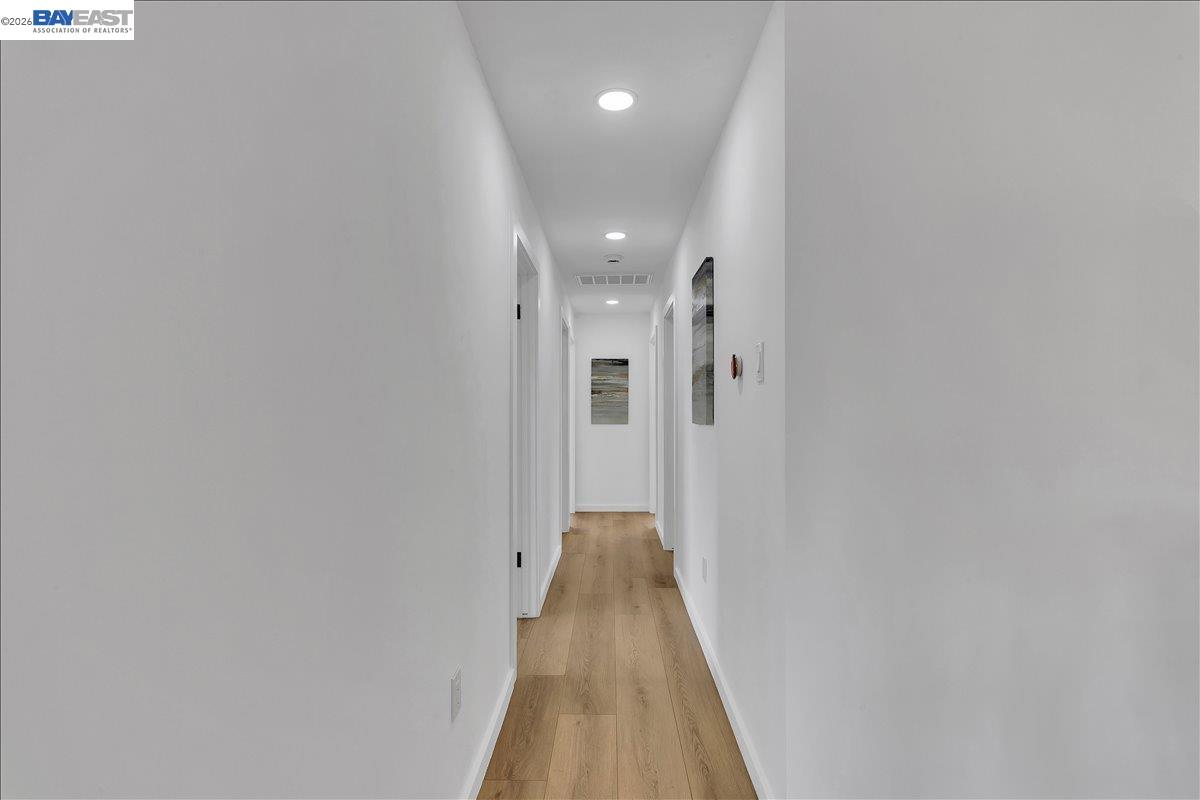 376 Oleander Ave, Alameda, CA, 94502