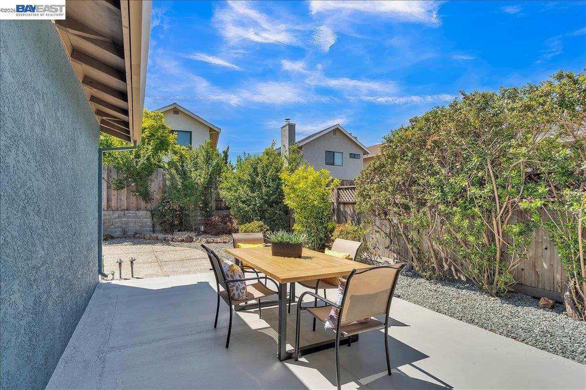 376 Oleander Ave, Alameda, CA, 94502