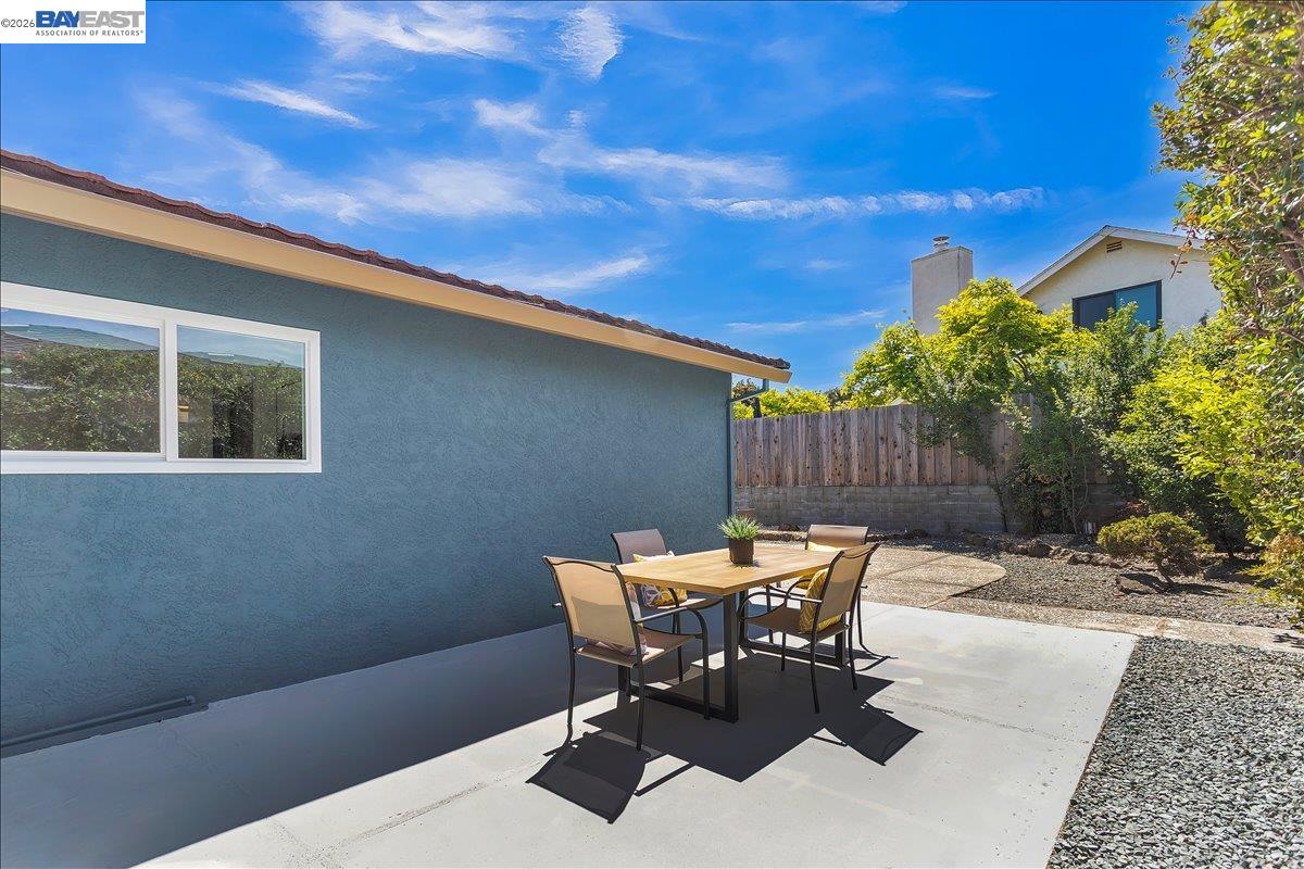 376 Oleander Ave, Alameda, CA, 94502