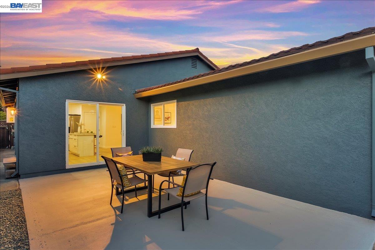 376 Oleander Ave, Alameda, CA, 94502