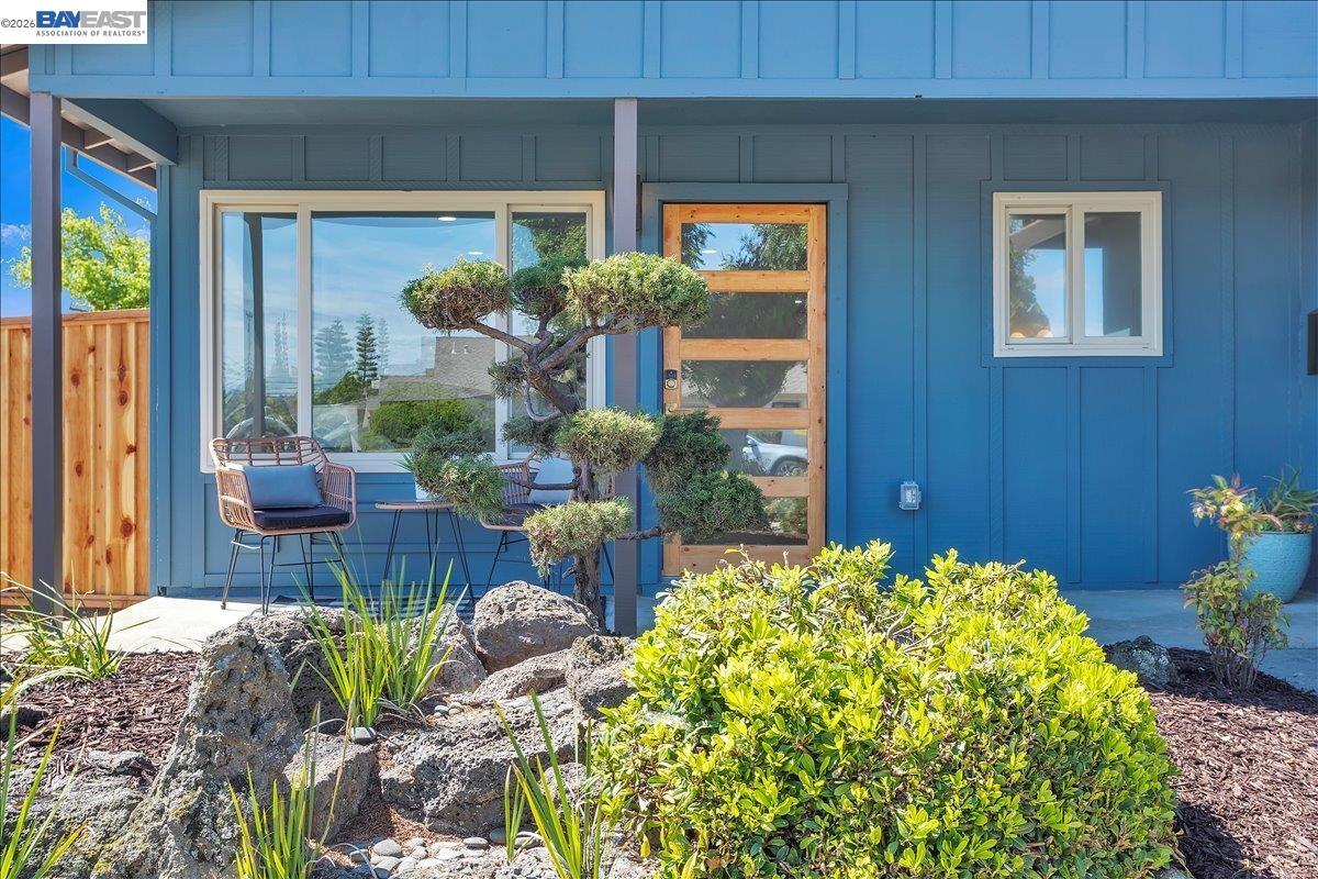 376 Oleander Ave, Alameda, CA, 94502