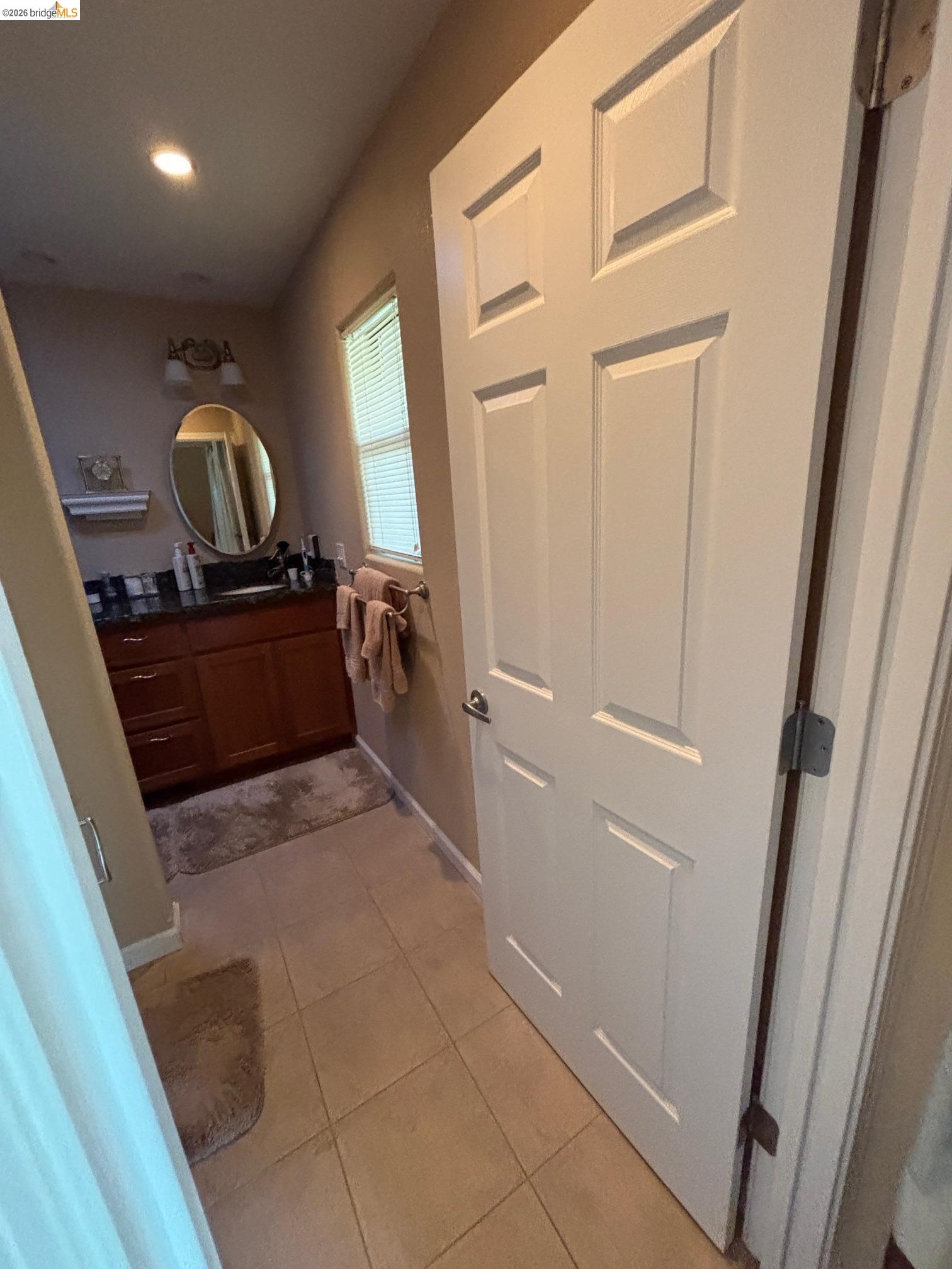 Detail Gallery Image 22 of 46 For 20728 Point View Dr., Groveland,  CA 95321 - 3 Beds | 2/1 Baths