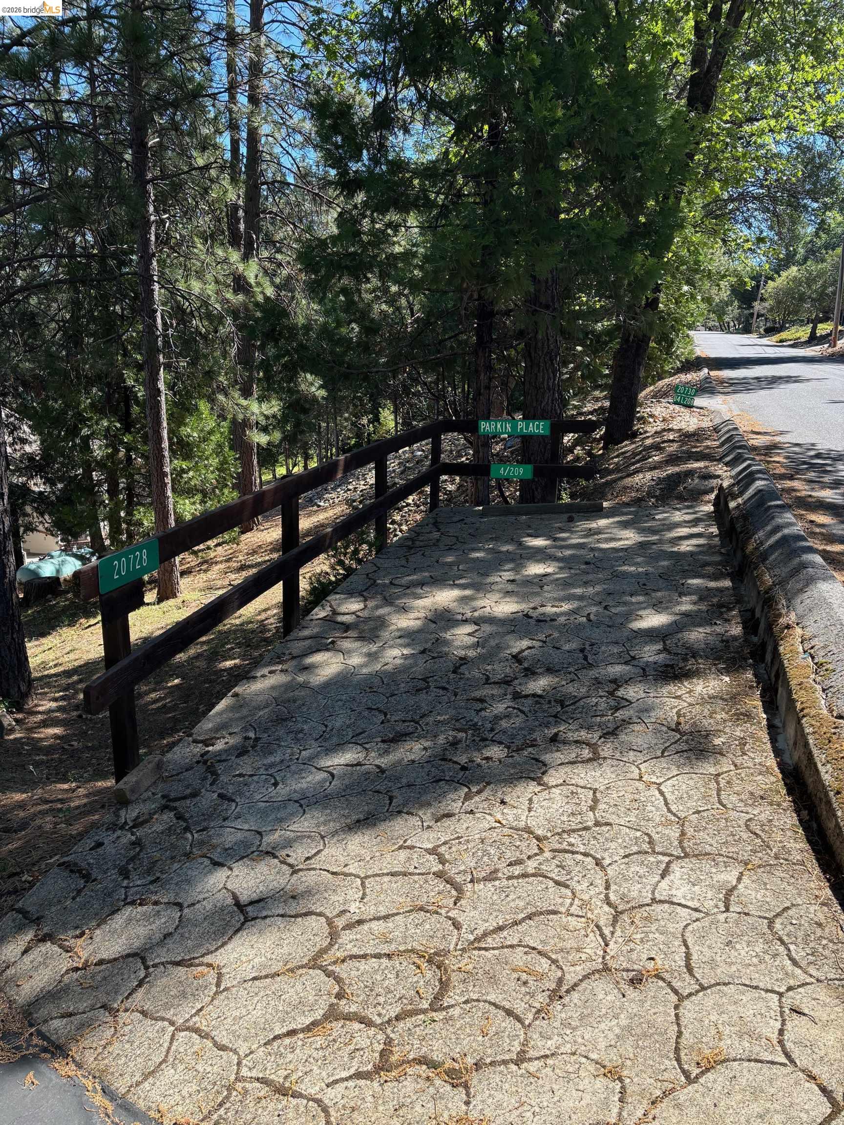 Detail Gallery Image 42 of 46 For 20728 Point View Dr., Groveland,  CA 95321 - 3 Beds | 2/1 Baths