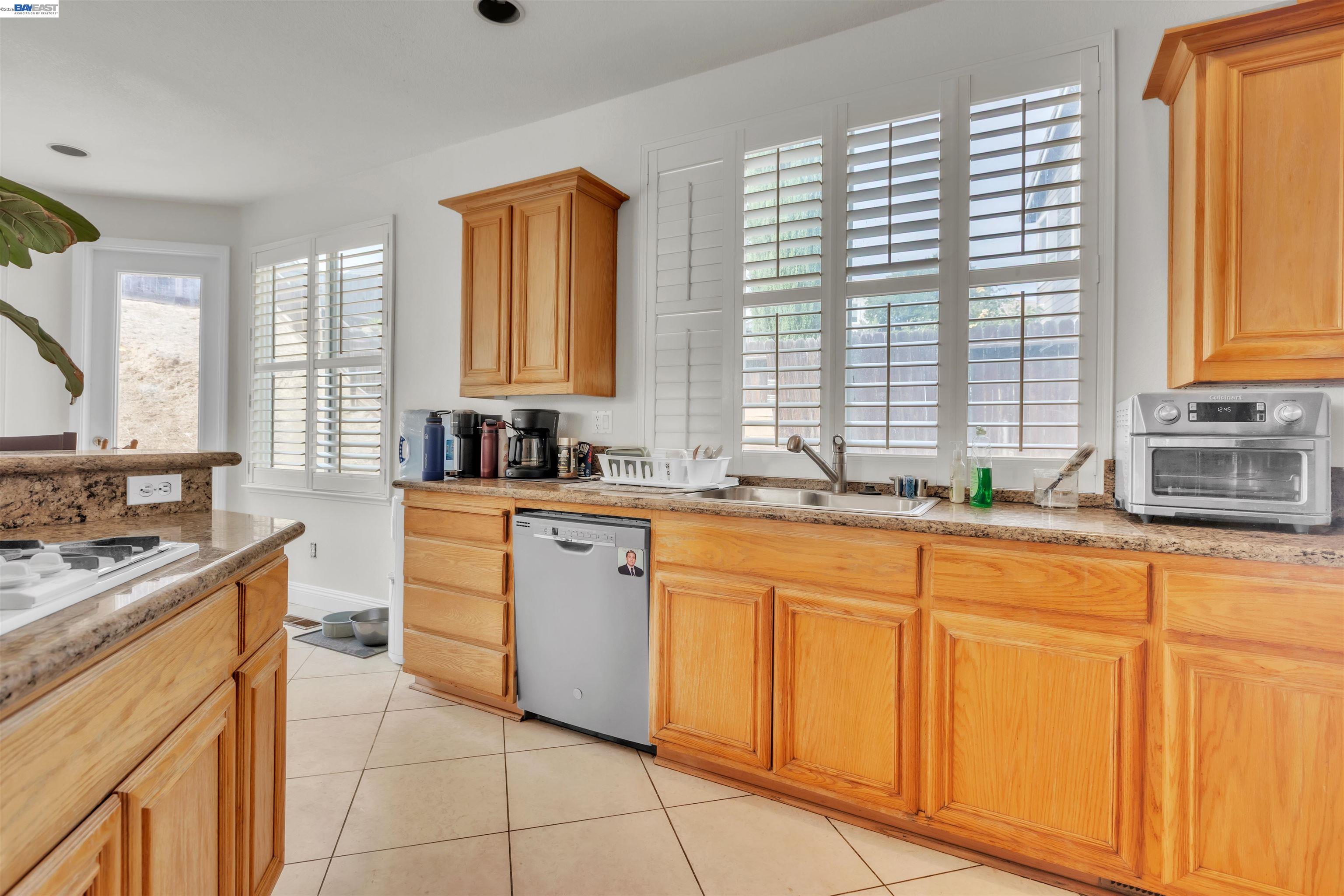 47 E Country Club Dr, Brentwood CA 94513 — photo 14