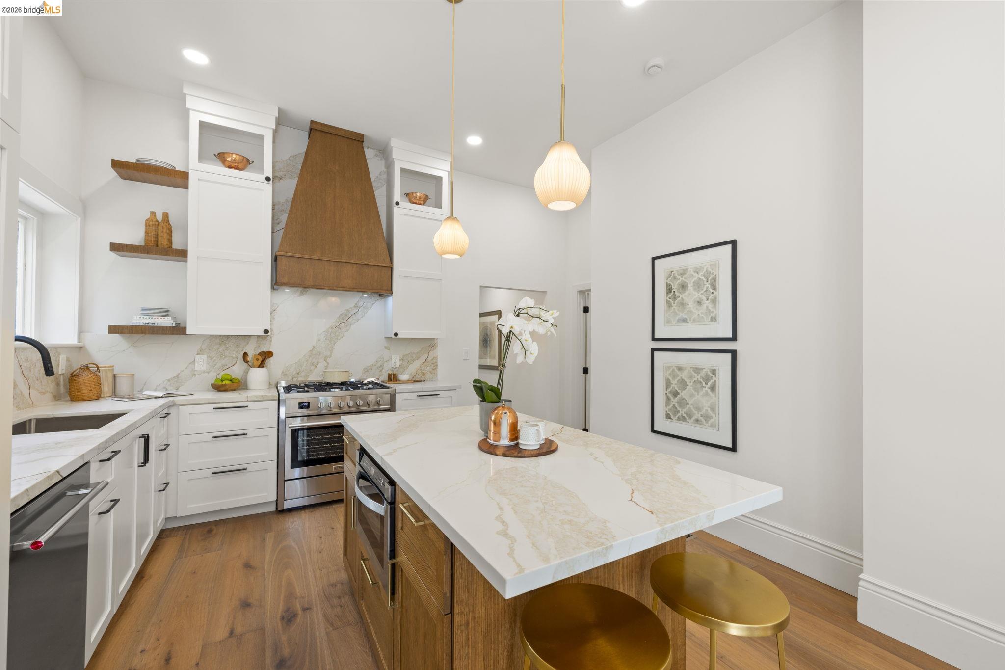 Detail Gallery Image 13 of 42 For 1325 Henry St, Berkeley,  CA 94709 - 3 Beds | 3 Baths