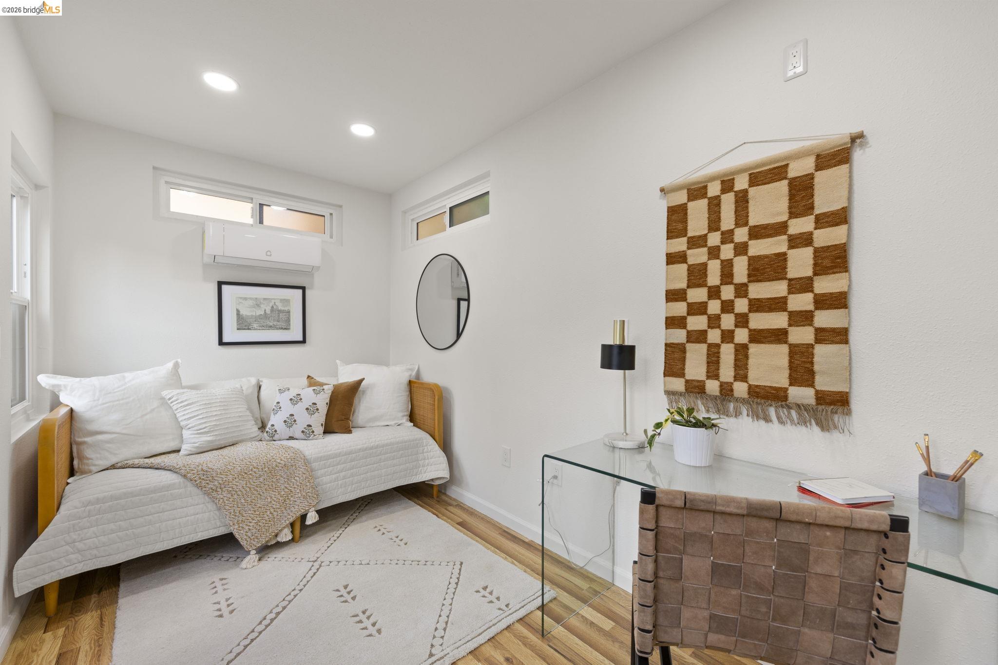 Detail Gallery Image 33 of 42 For 1325 Henry St, Berkeley,  CA 94709 - 3 Beds | 3 Baths