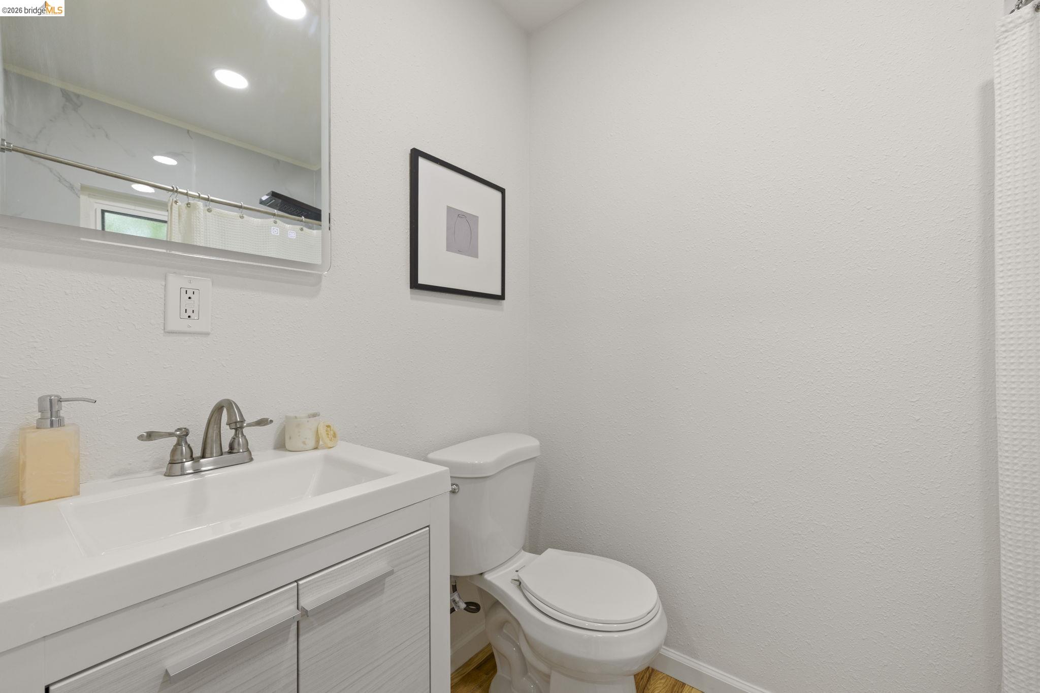 Detail Gallery Image 35 of 42 For 1325 Henry St, Berkeley,  CA 94709 - 3 Beds | 3 Baths