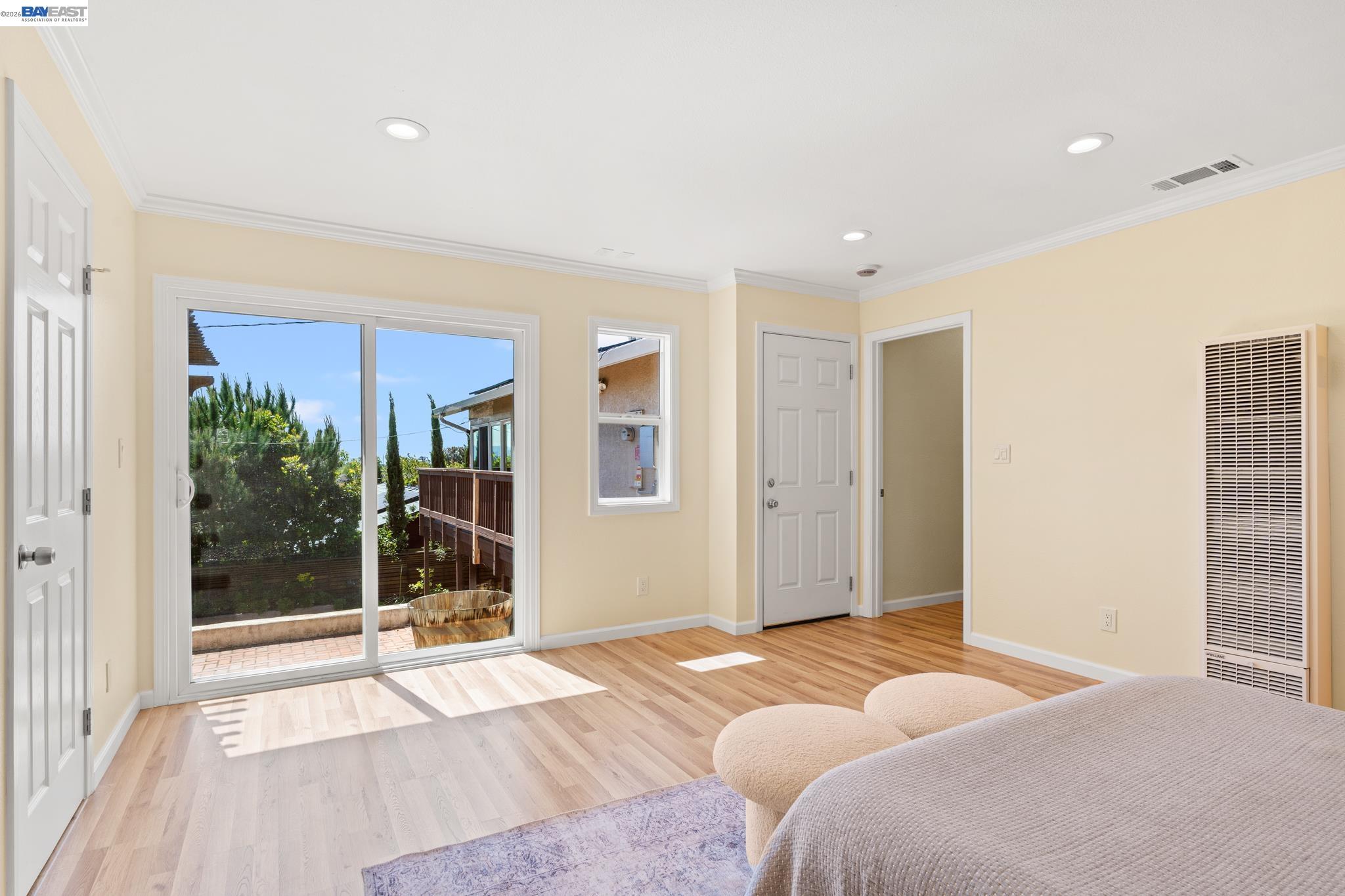 Detail Gallery Image 11 of 43 For 667 Gleneagle Ave, Hayward,  CA 94544 - 4 Beds | 3 Baths