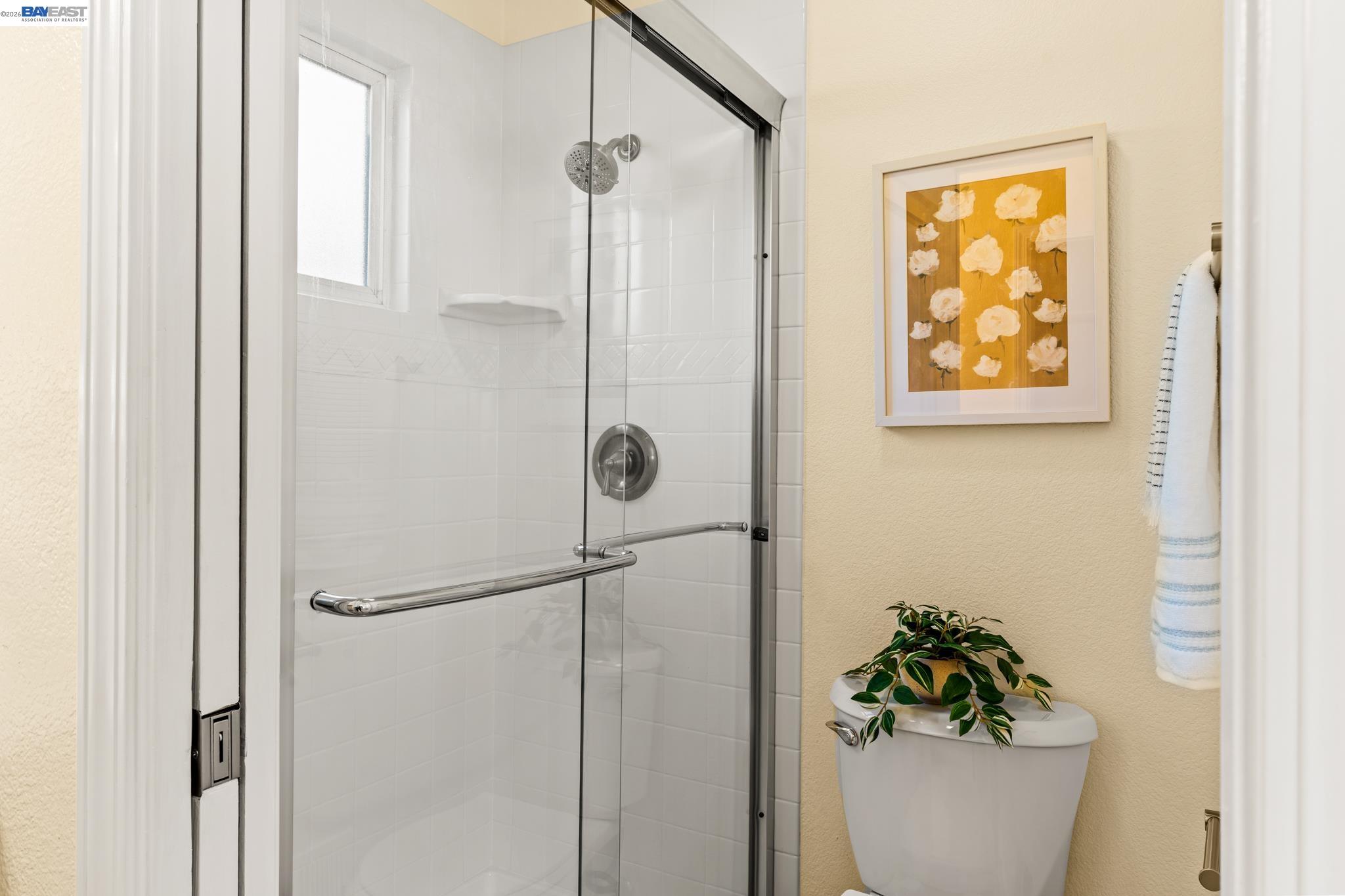 Detail Gallery Image 23 of 43 For 667 Gleneagle Ave, Hayward,  CA 94544 - 4 Beds | 3 Baths