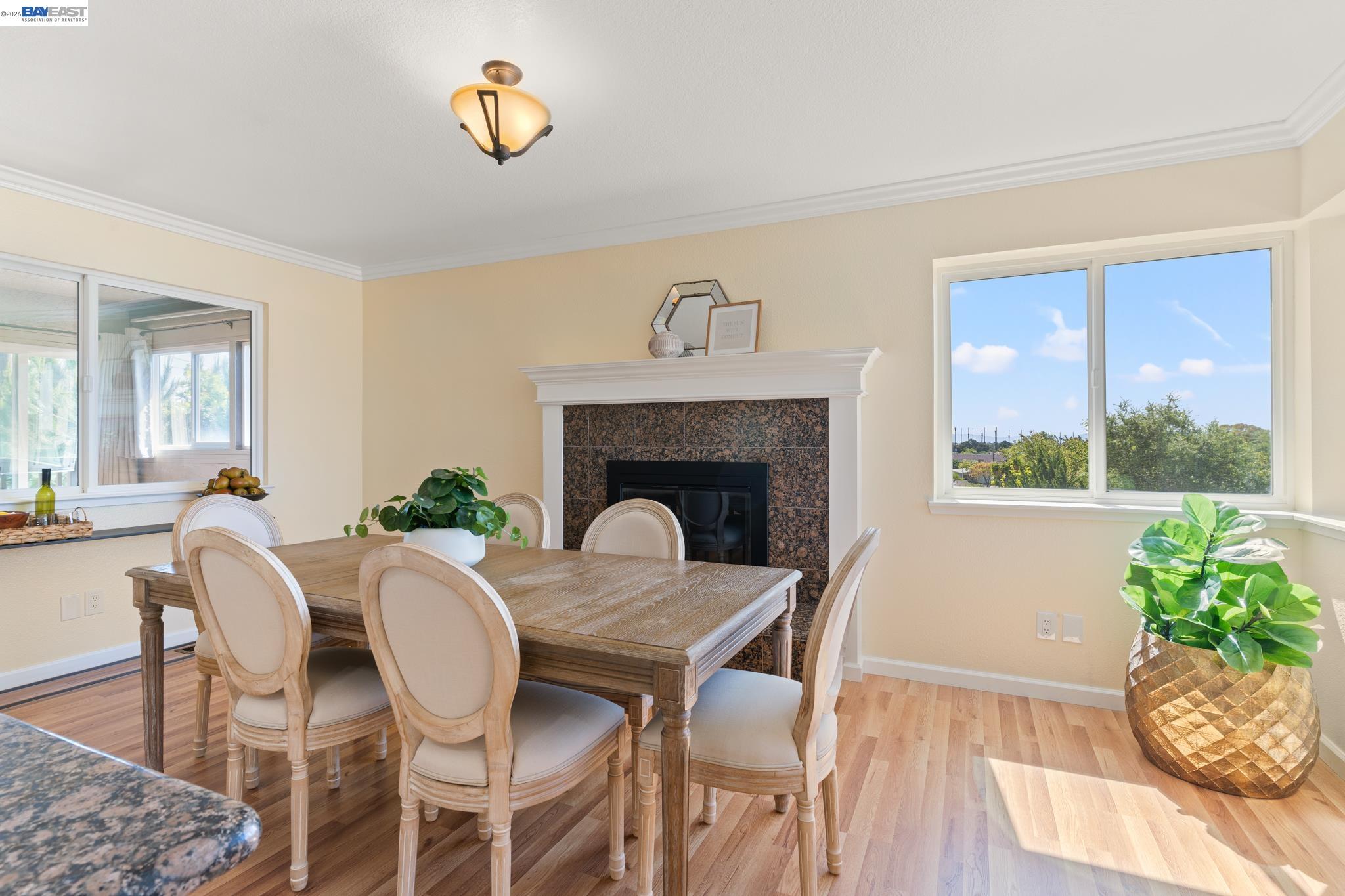 Detail Gallery Image 32 of 43 For 667 Gleneagle Ave, Hayward,  CA 94544 - 4 Beds | 3 Baths