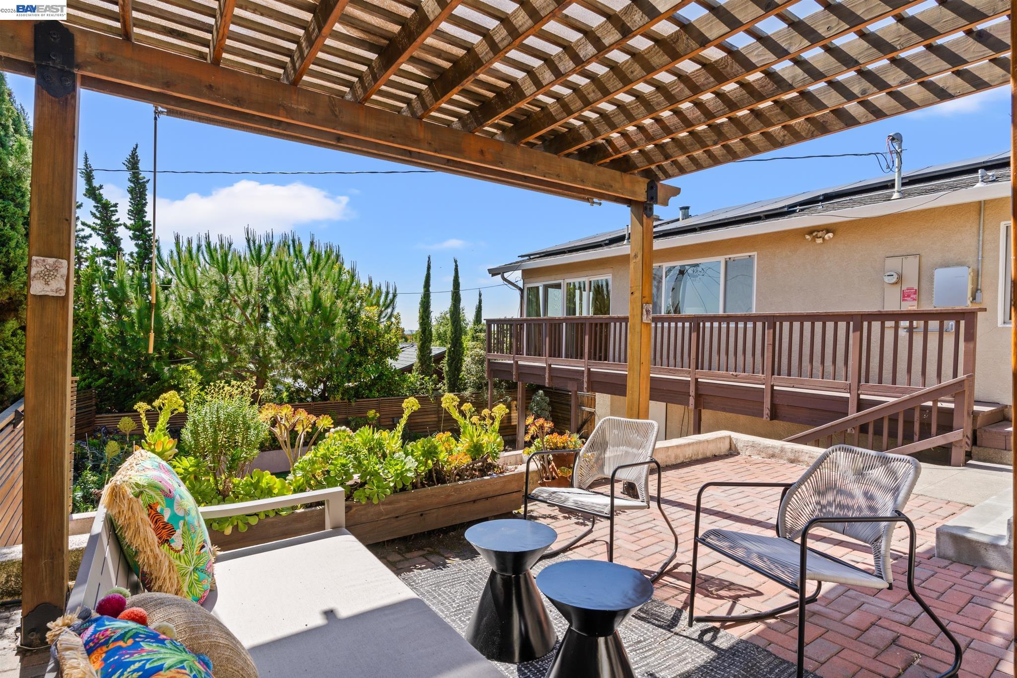 Detail Gallery Image 40 of 43 For 667 Gleneagle Ave, Hayward,  CA 94544 - 4 Beds | 3 Baths