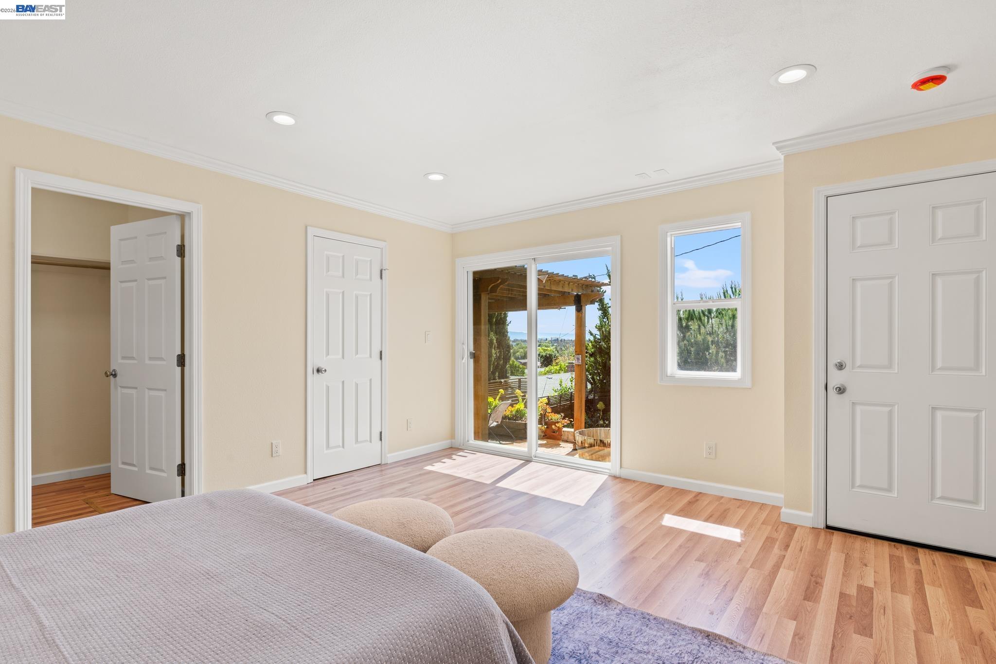 Detail Gallery Image 10 of 43 For 667 Gleneagle Ave, Hayward,  CA 94544 - 4 Beds | 3 Baths