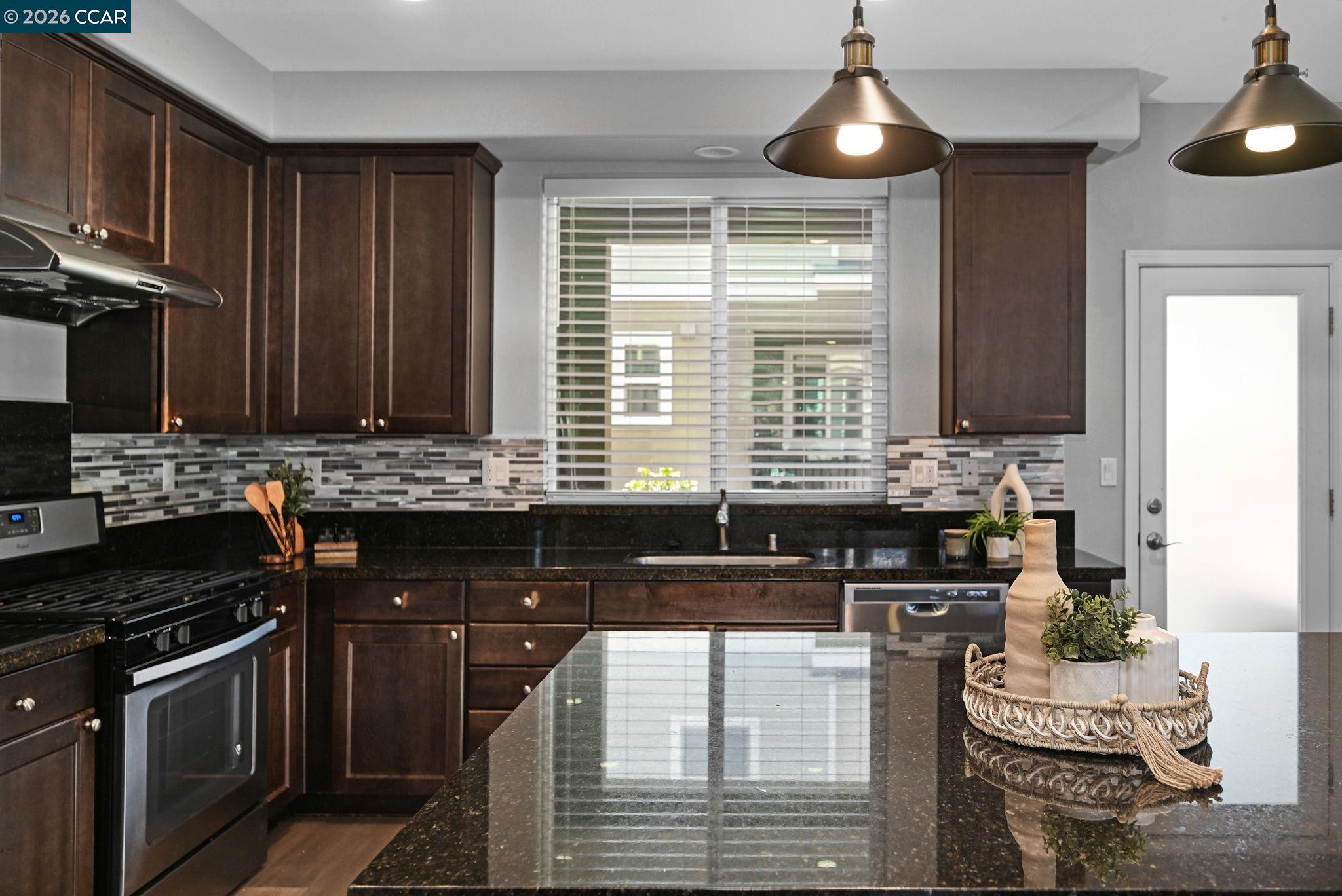 Photo #12: 41130661 Listing: Photo #12