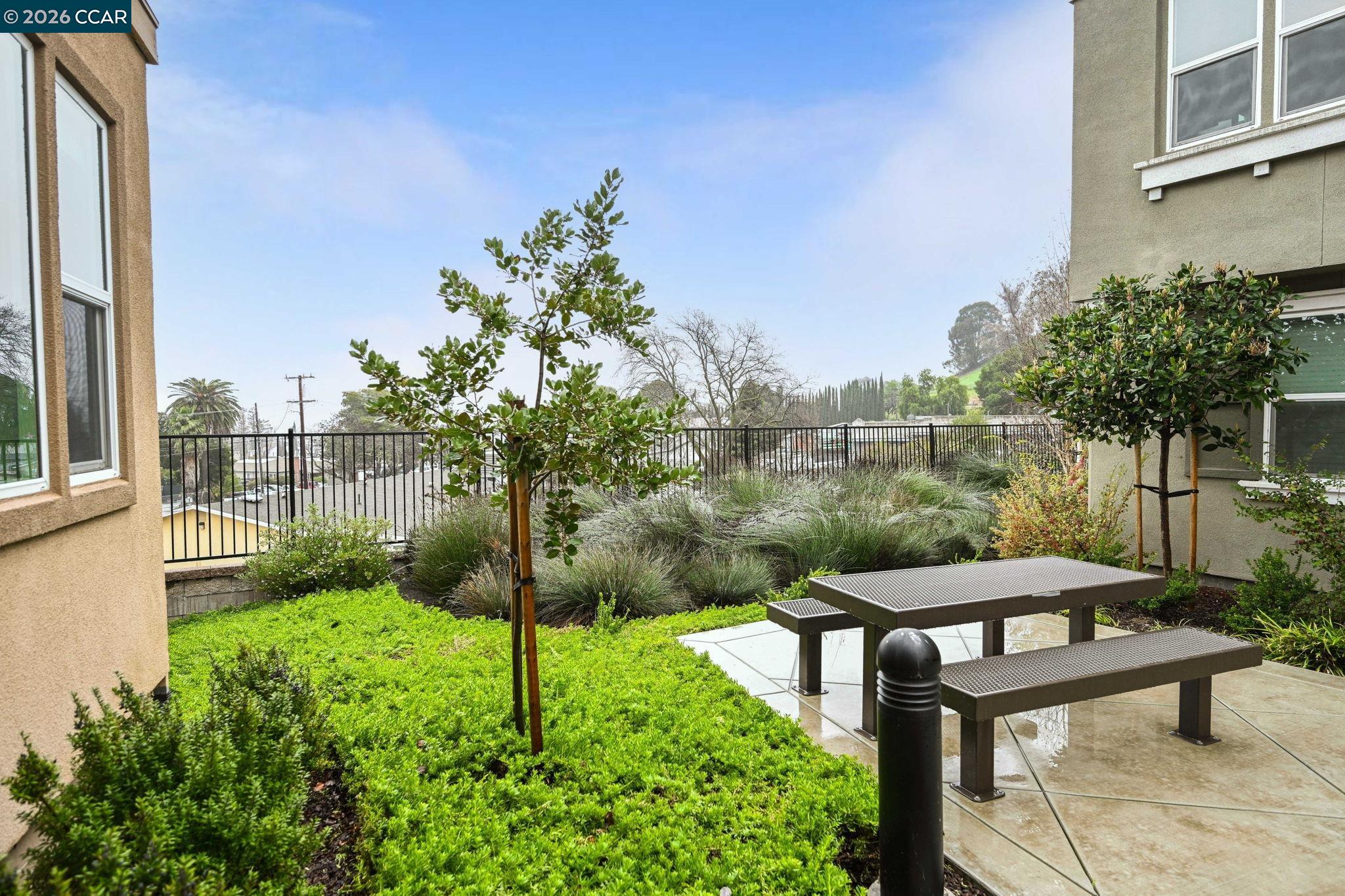 Photo #32: 41130661 Listing: Photo #32