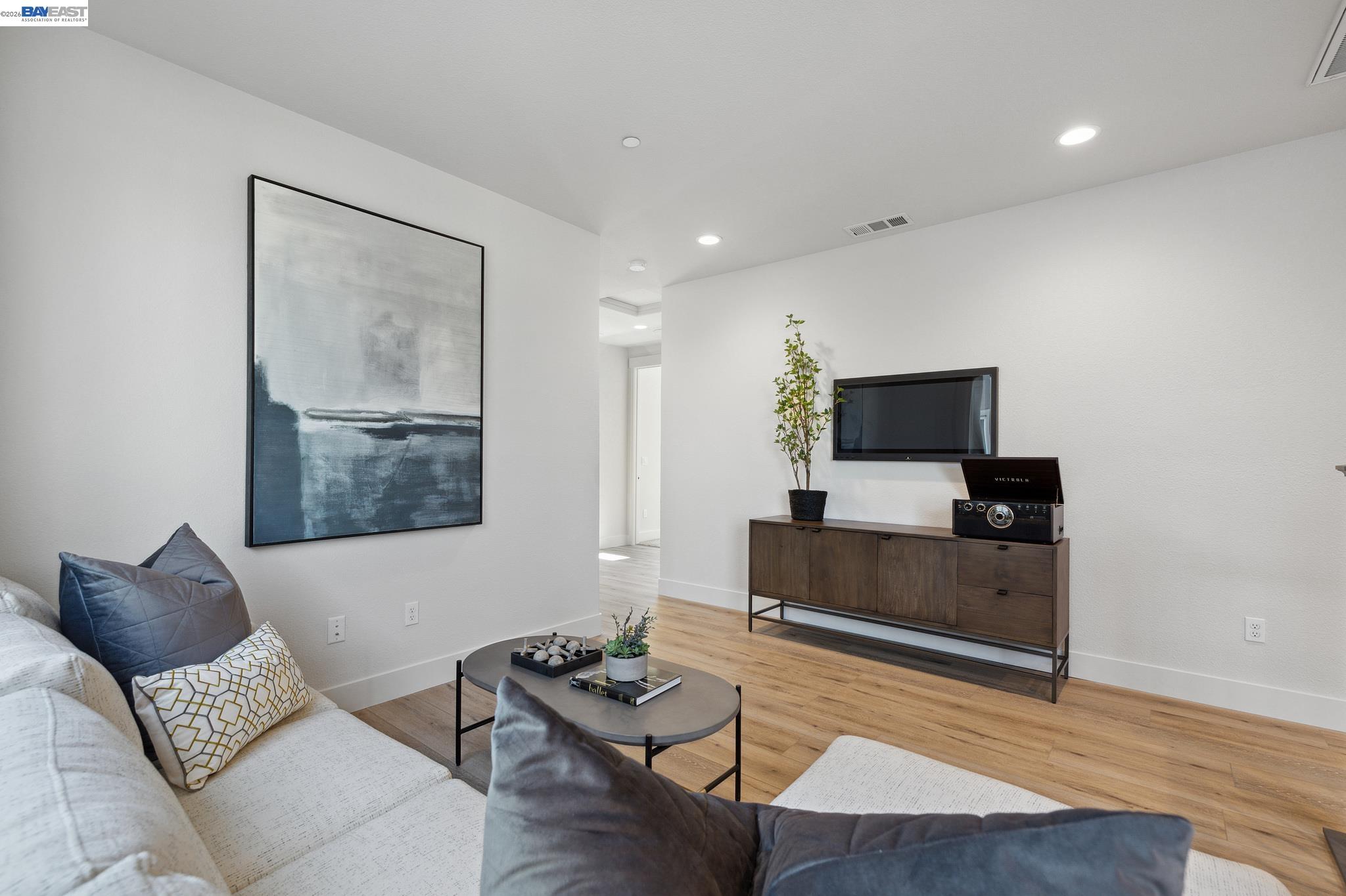 Detail Gallery Image 32 of 60 For 1528 Millennium Way, Fairfield,  CA 94533 - 5 Beds | 4 Baths