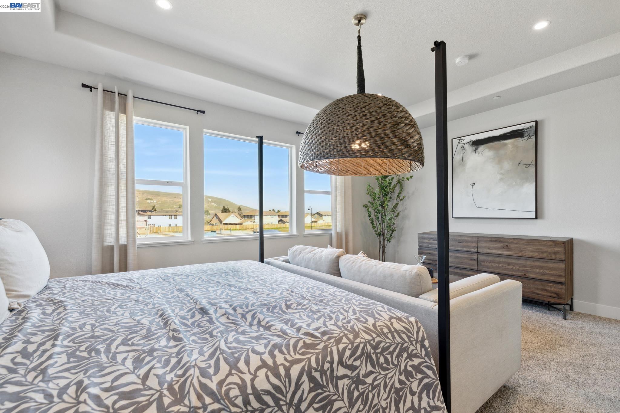 Detail Gallery Image 38 of 60 For 1528 Millennium Way, Fairfield,  CA 94533 - 5 Beds | 4 Baths