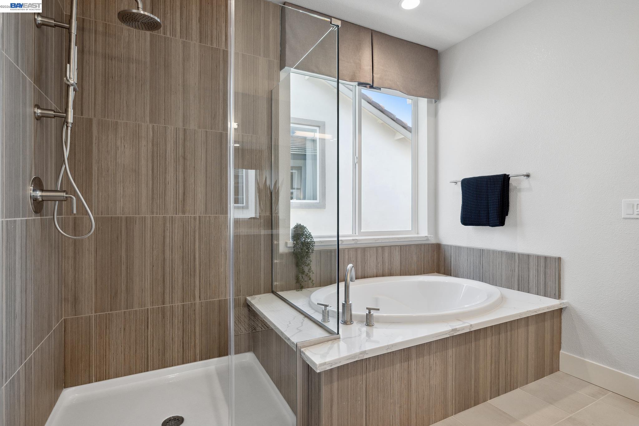 Detail Gallery Image 43 of 60 For 1528 Millennium Way, Fairfield,  CA 94533 - 5 Beds | 4 Baths