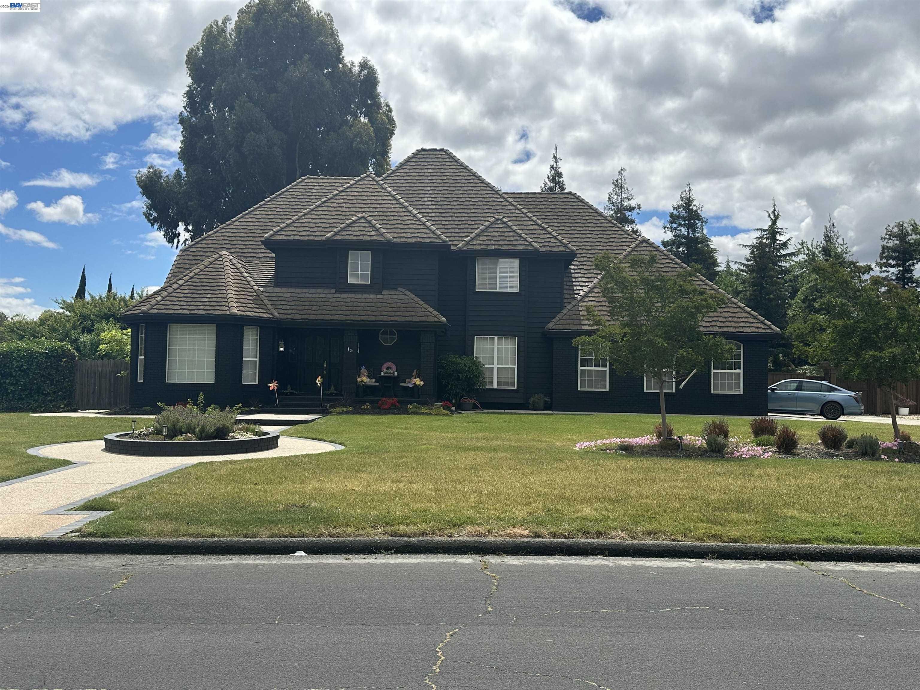 Front Image Thumbnail for BE41130674