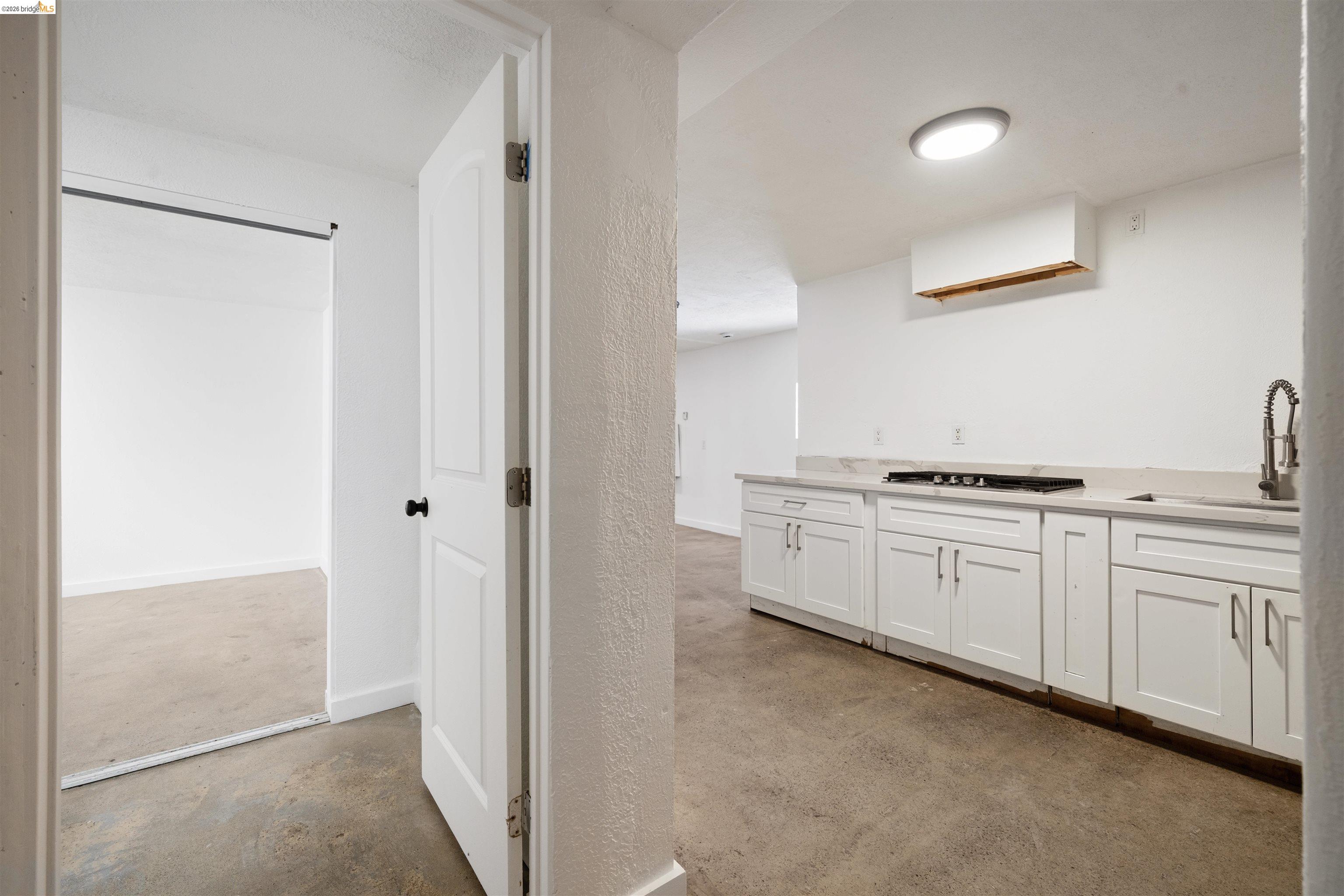 2735 11Th St, Oakland, CA, 94601