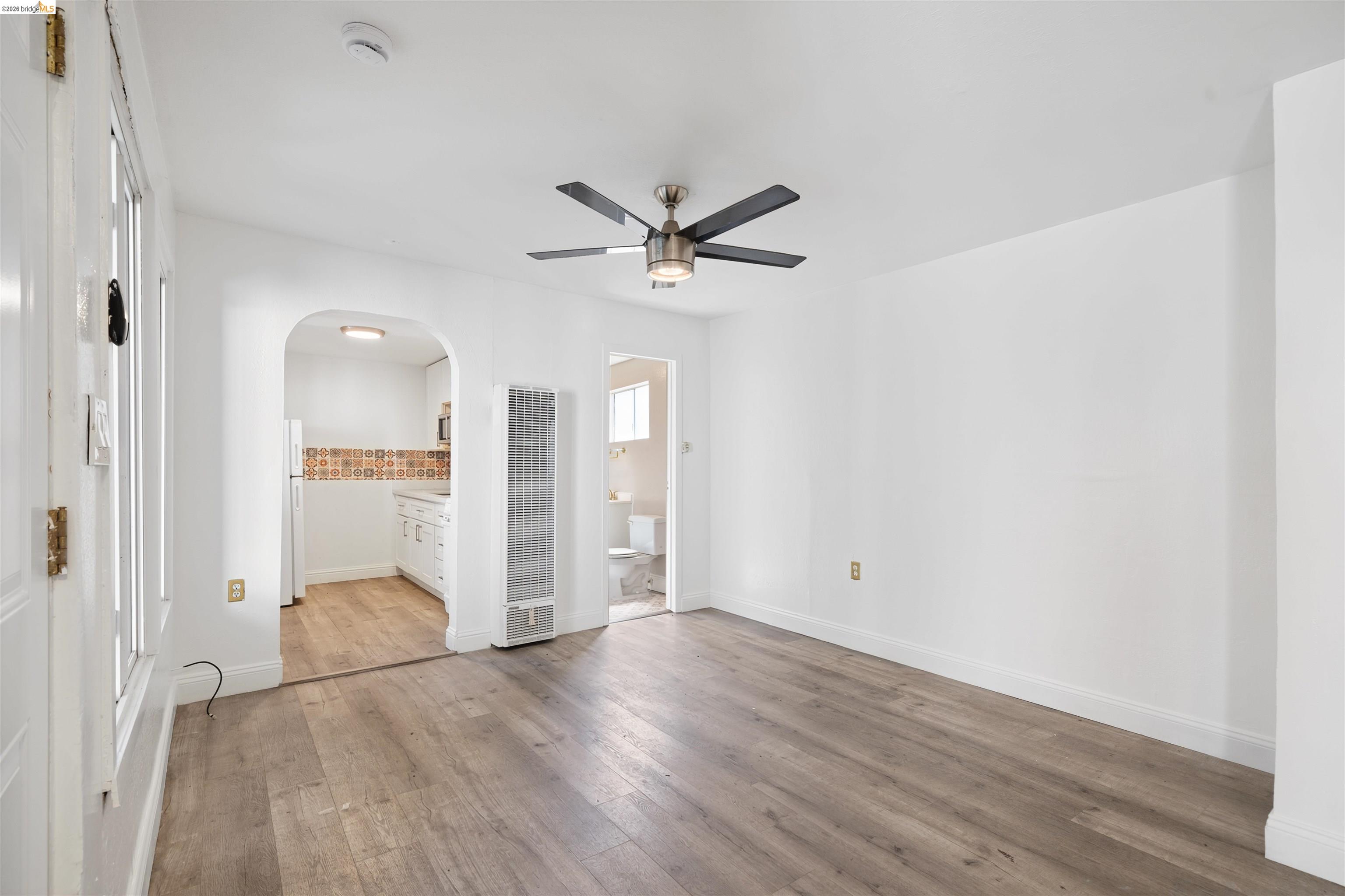 2735 11Th St, Oakland, CA, 94601