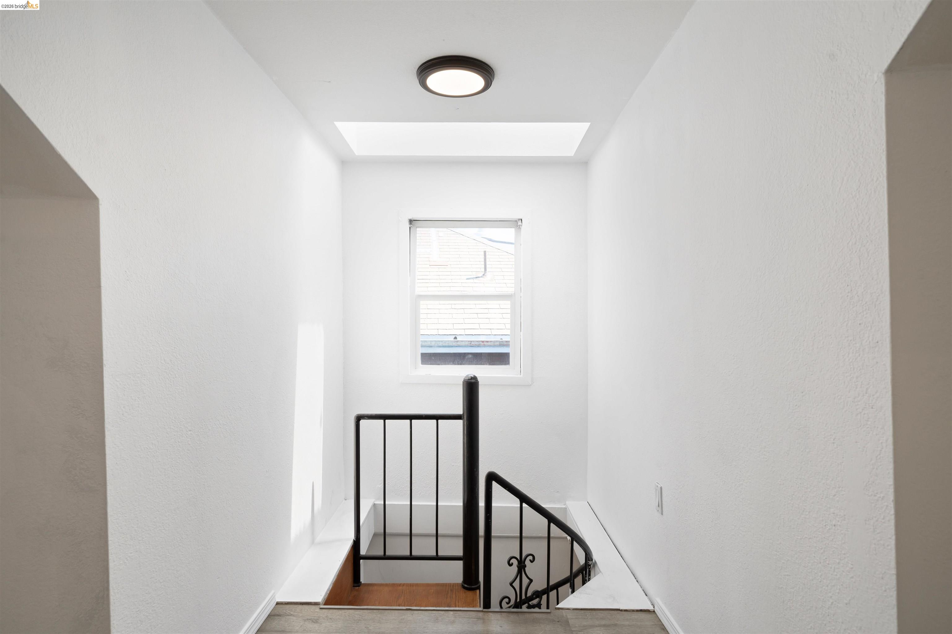 Detail Gallery Image 24 of 59 For 2735 E 11th St, Oakland,  CA 94601 - – Beds | – Baths