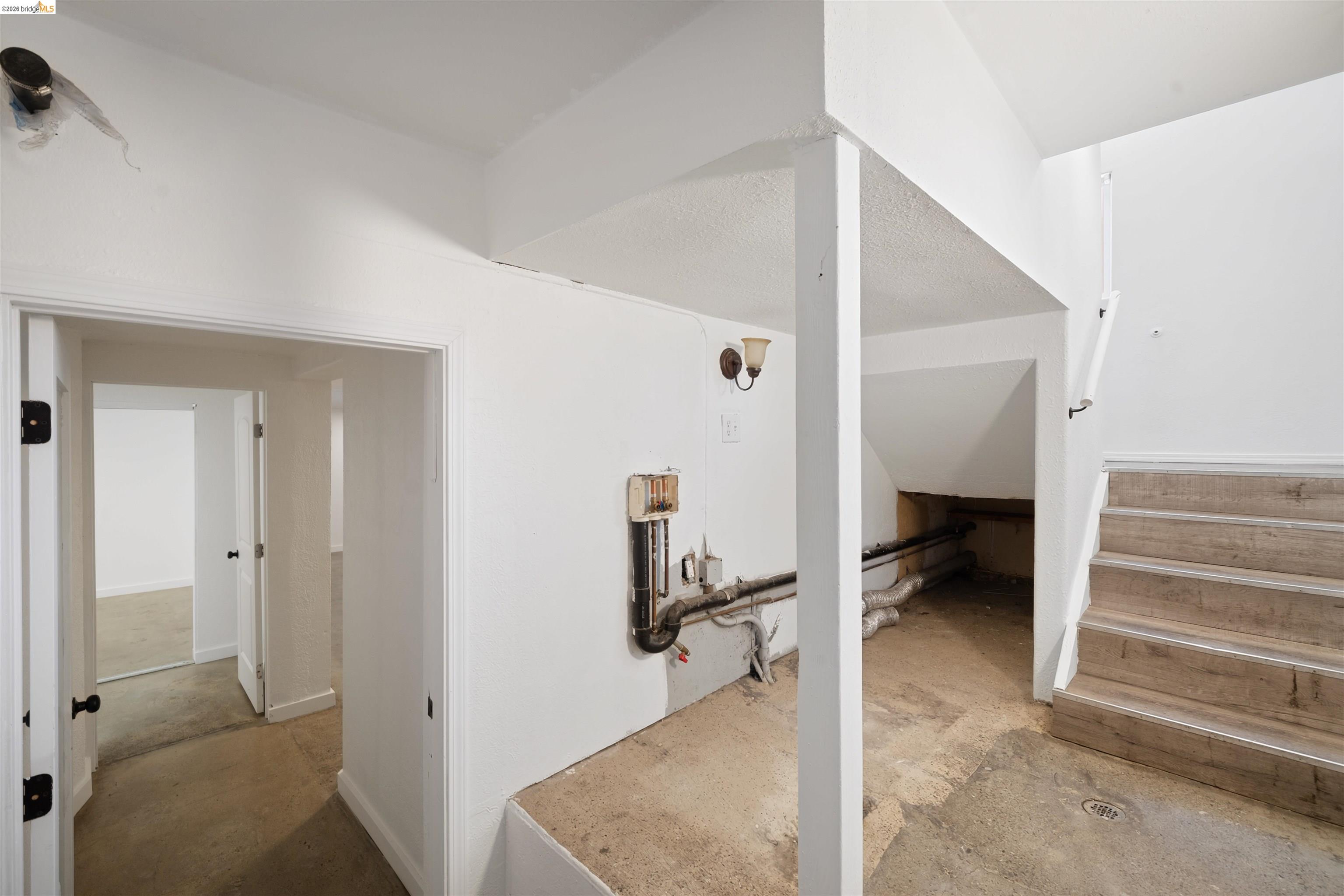 Detail Gallery Image 32 of 59 For 2735 E 11th St, Oakland,  CA 94601 - – Beds | – Baths