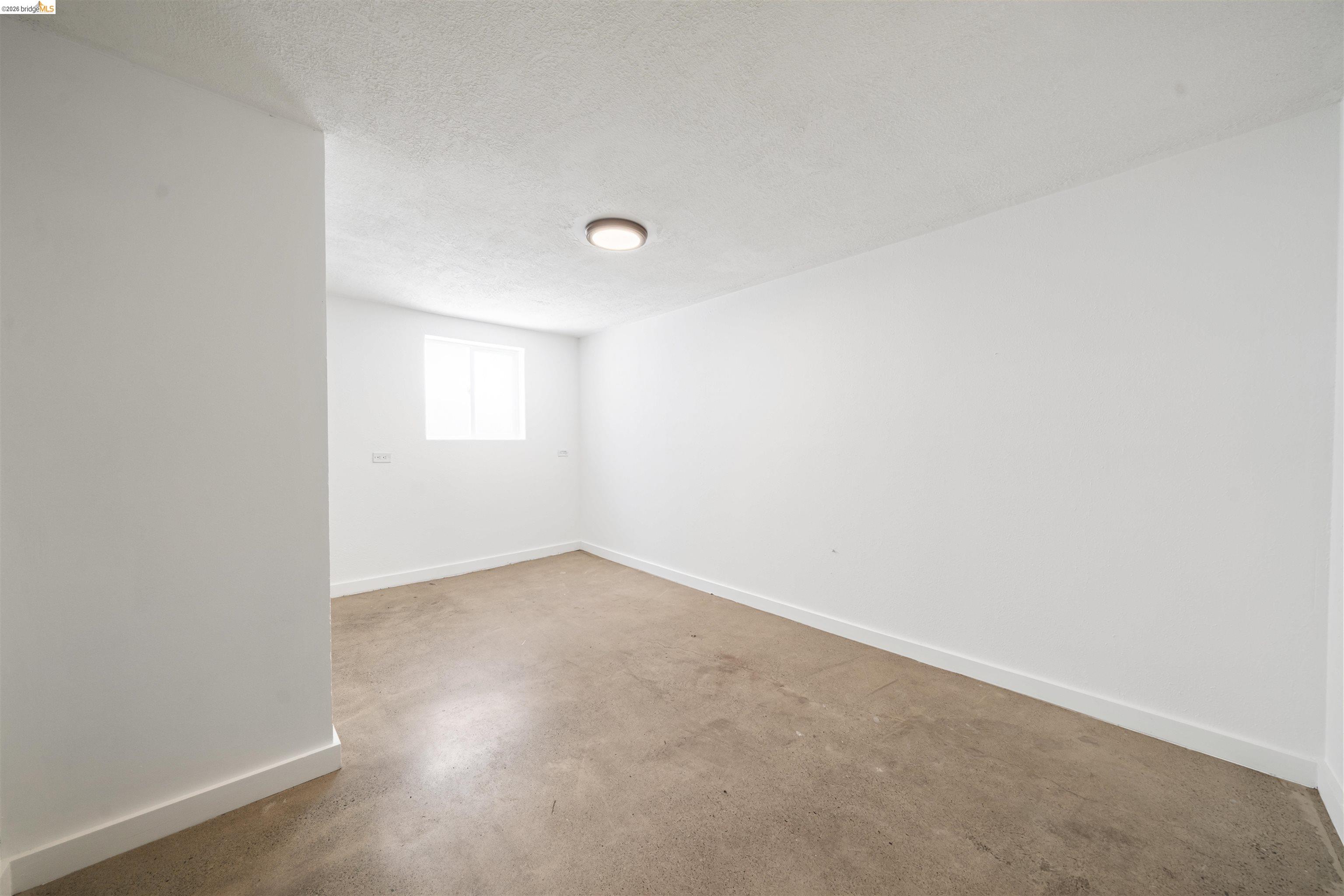 Detail Gallery Image 40 of 59 For 2735 E 11th St, Oakland,  CA 94601 - – Beds | – Baths