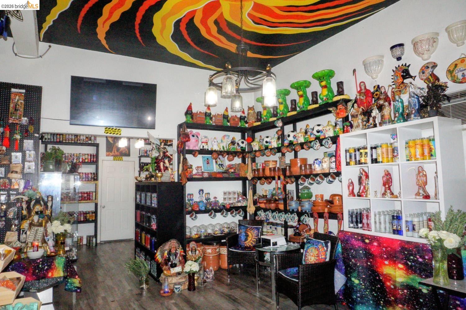 6710 International Blvd, Oakland CA 94621 — photo 2