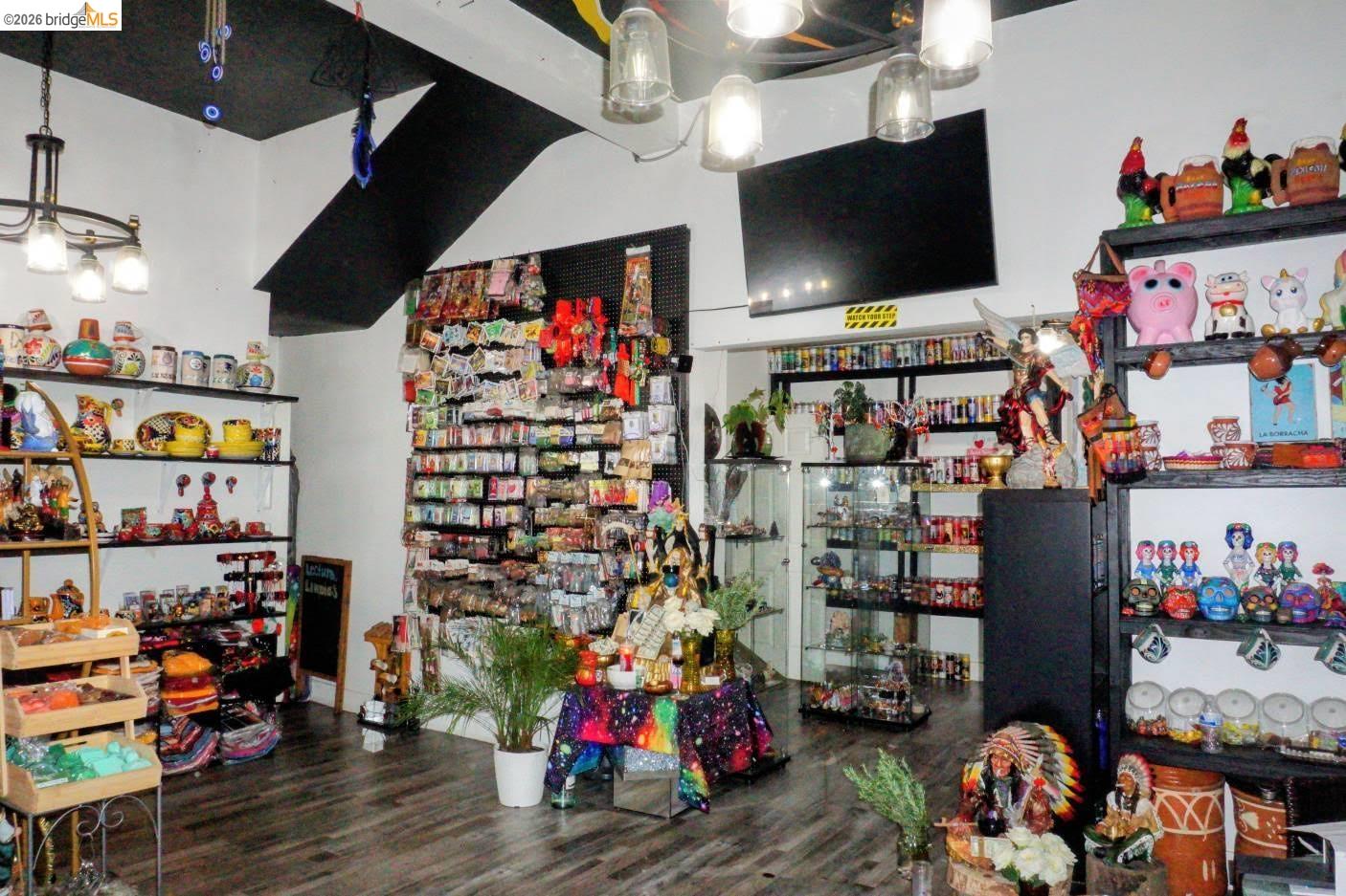 6710 International Blvd, Oakland CA 94621 — photo 3