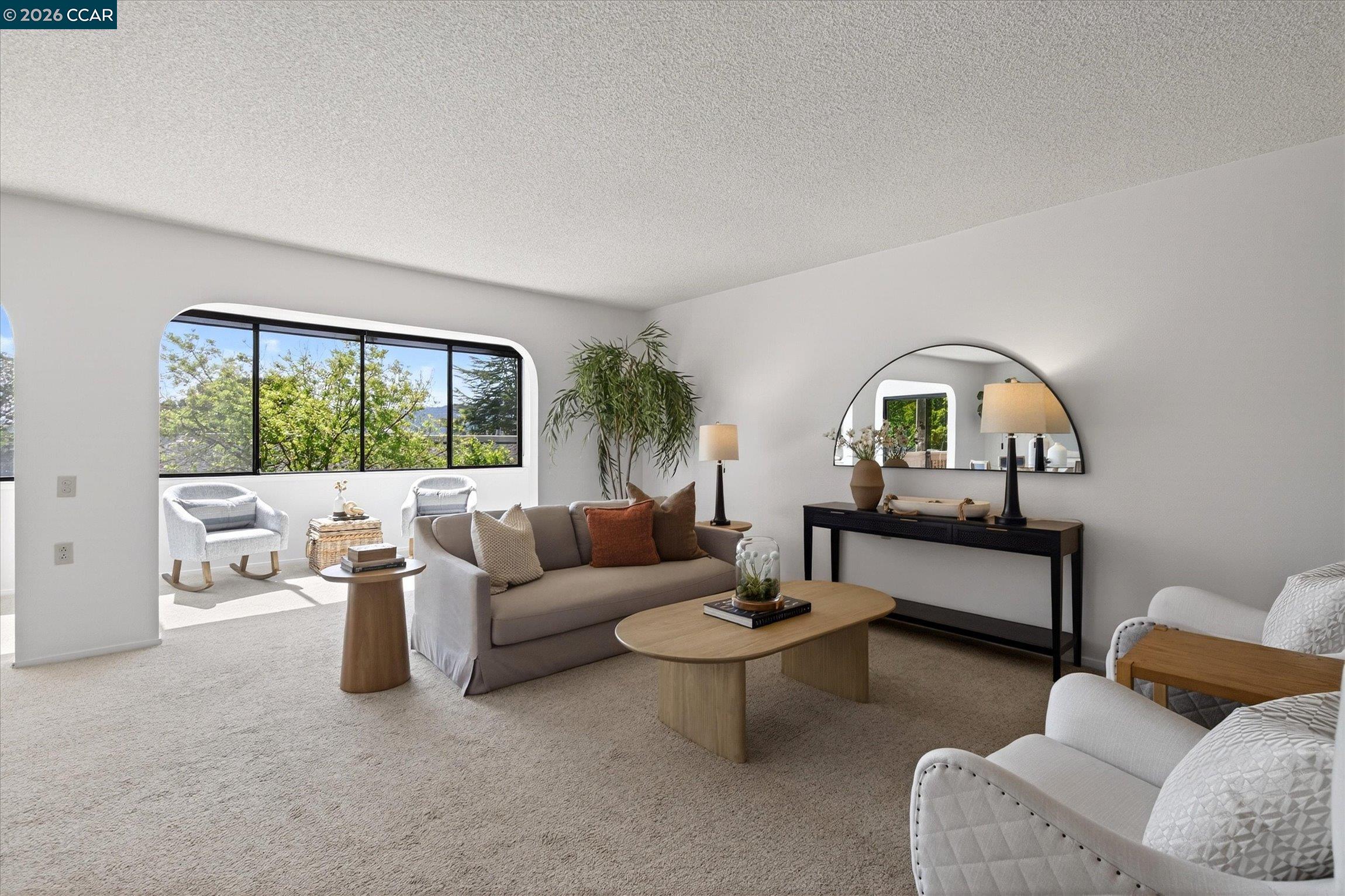 Photo #3: 41130685 Listing: Photo #3