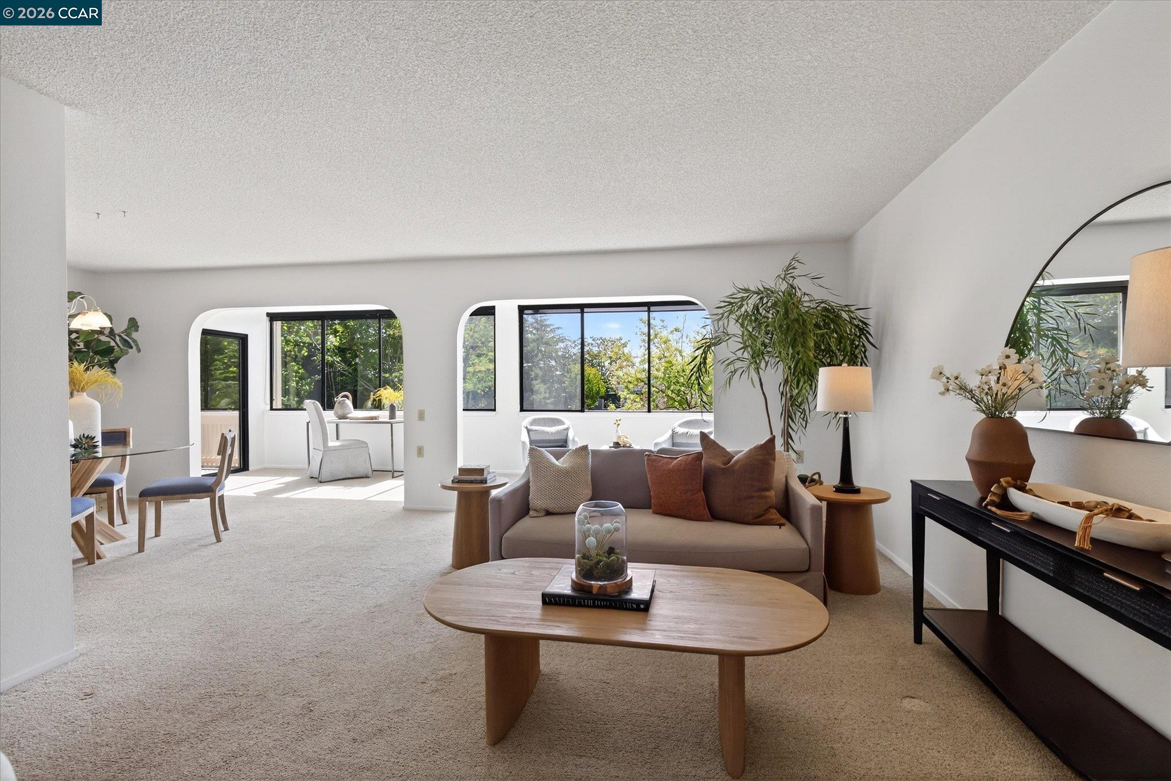 Photo #4: 41130685 Listing: Photo #4