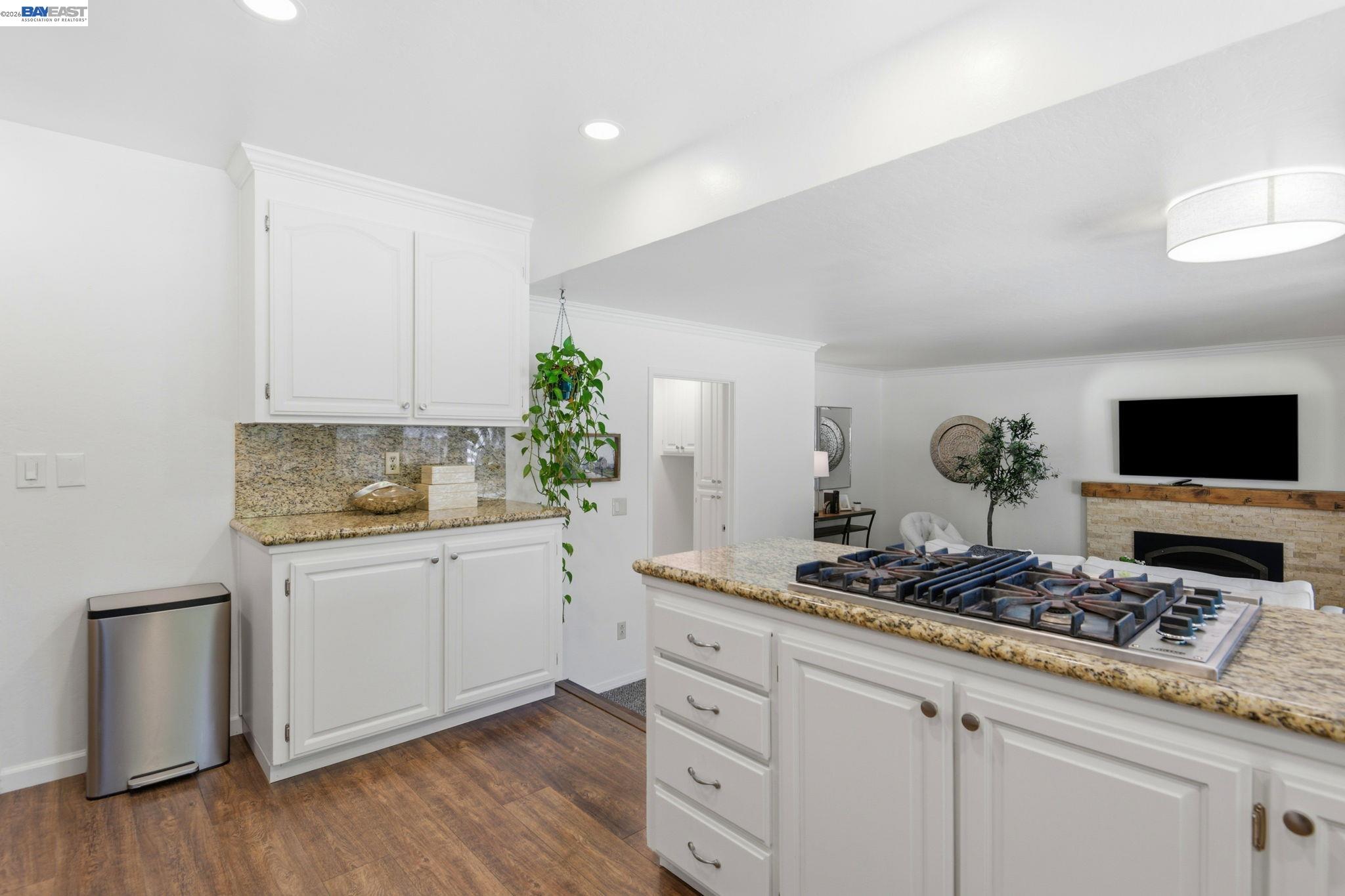 Detail Gallery Image 14 of 47 For 2223 Camino Brazos, Pleasanton,  CA 94566 - 4 Beds | 3 Baths