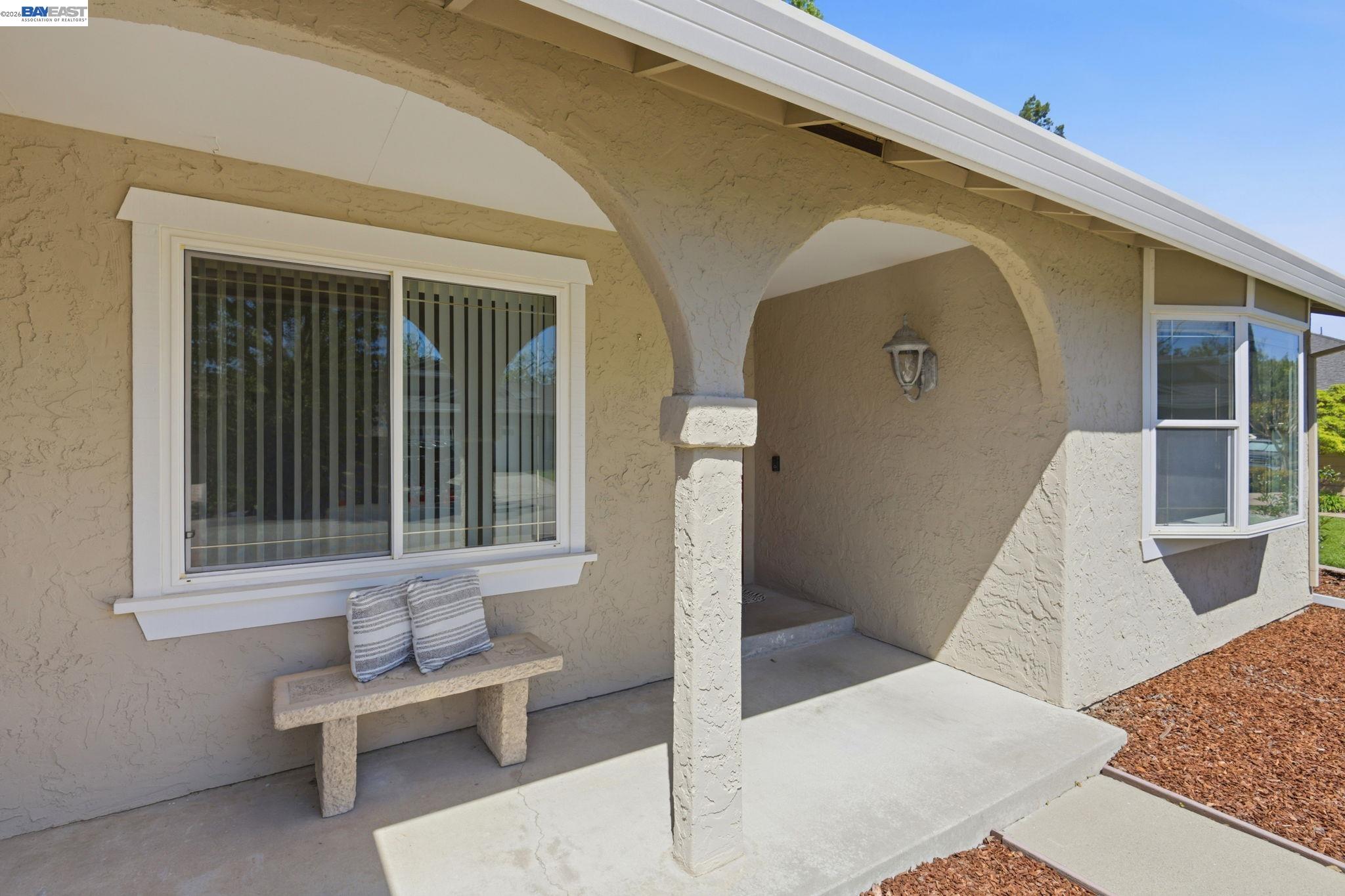 Detail Gallery Image 4 of 47 For 2223 Camino Brazos, Pleasanton,  CA 94566 - 4 Beds | 3 Baths