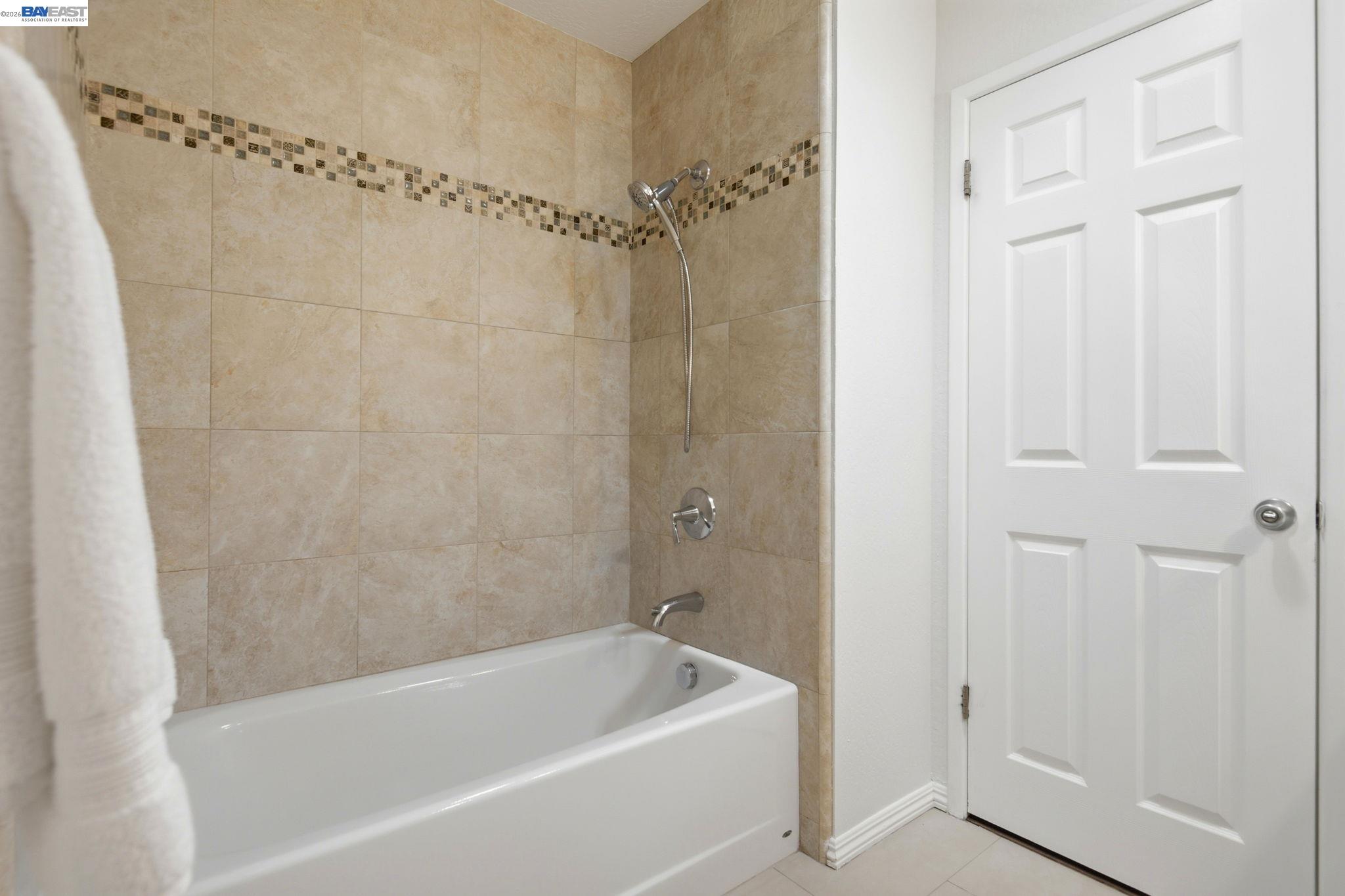 Detail Gallery Image 35 of 47 For 2223 Camino Brazos, Pleasanton,  CA 94566 - 4 Beds | 3 Baths