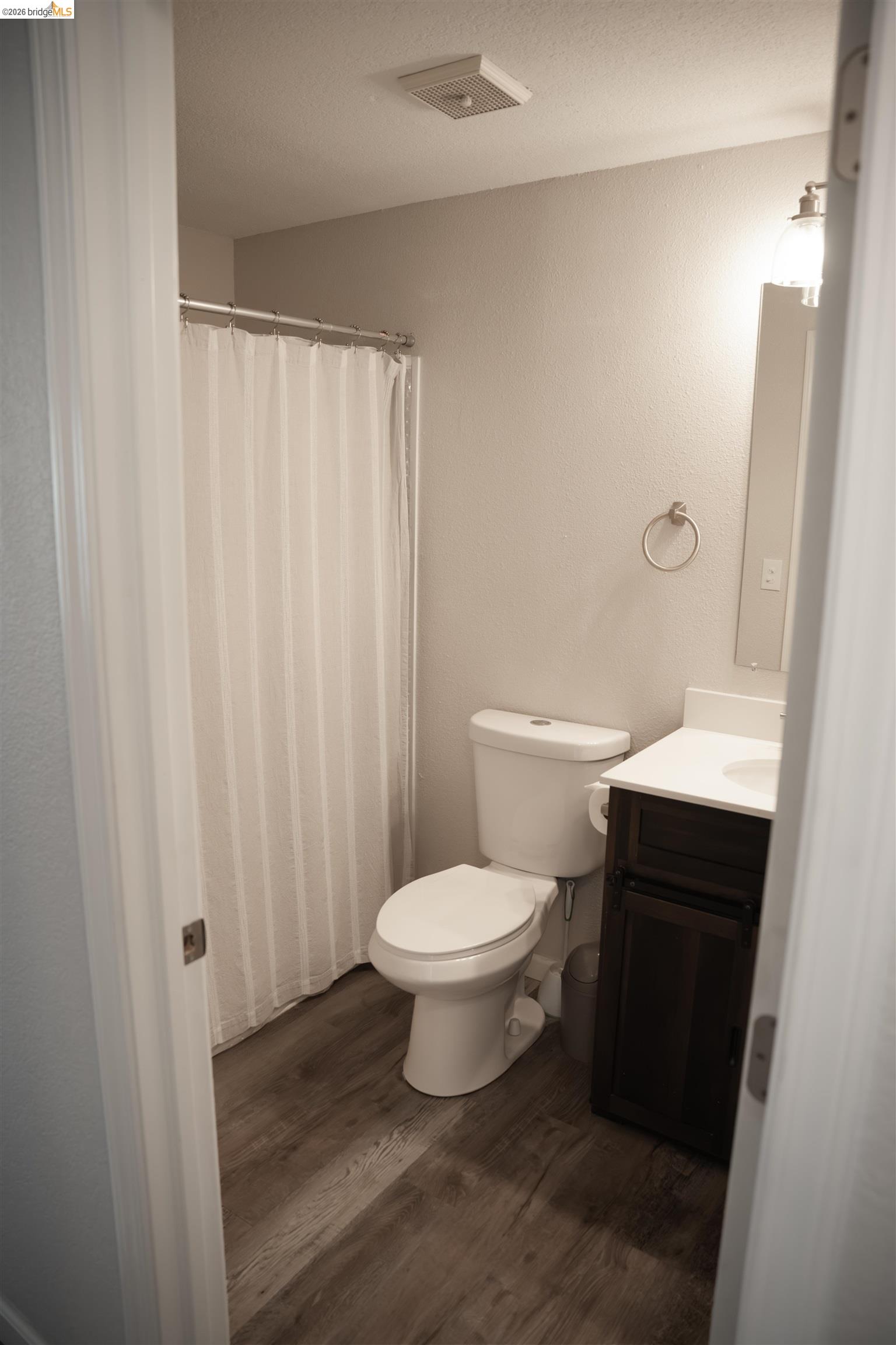 Detail Gallery Image 20 of 36 For 1909 Strasbourg Ln, Antioch,  CA 94509 - 2 Beds | 2 Baths