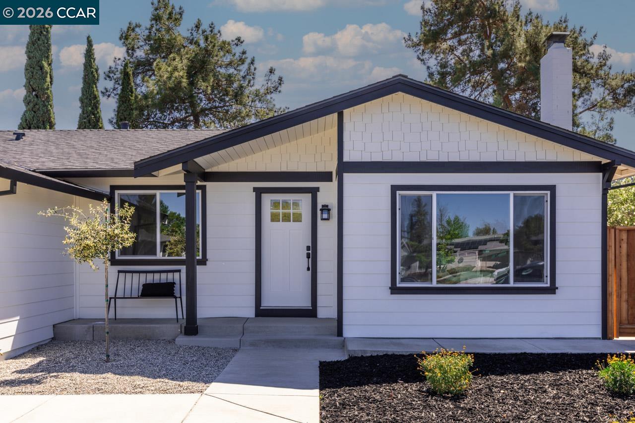 Detail Gallery Image 3 of 36 For 4093 Alta Ct, Pleasanton,  CA 94588 - 4 Beds | 2 Baths