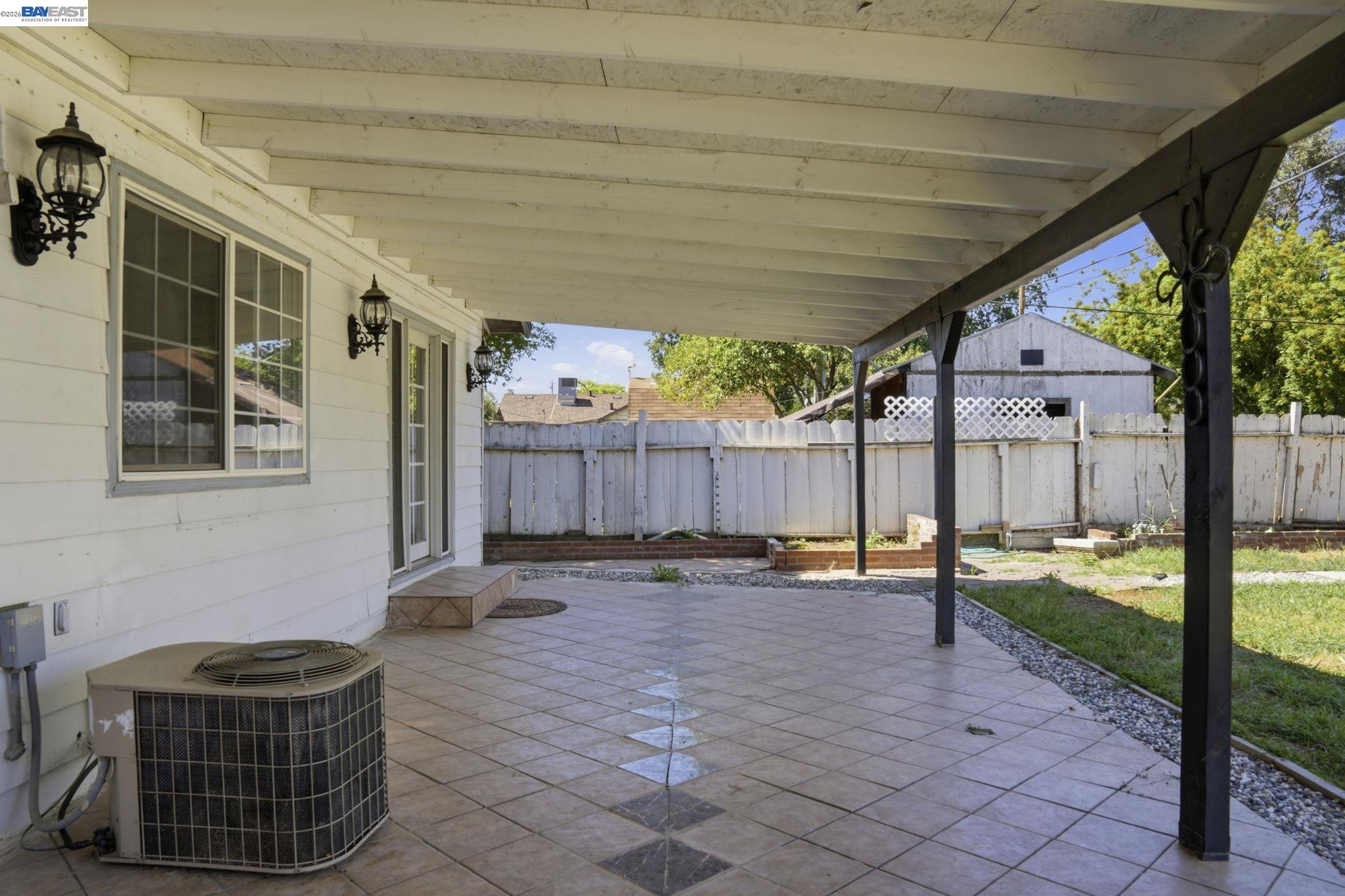 Detail Gallery Image 15 of 17 For 315 M St, Patterson,  CA 95363 - 3 Beds | 2 Baths