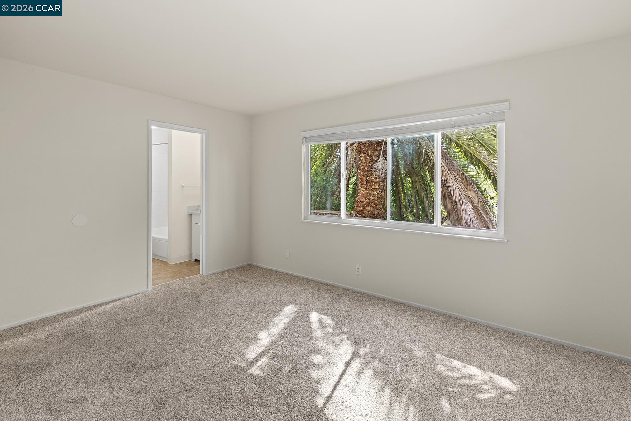 Detail Gallery Image 14 of 34 For 29 Leafwood Circle, San Rafael,  CA 94901 - – Beds | – Baths