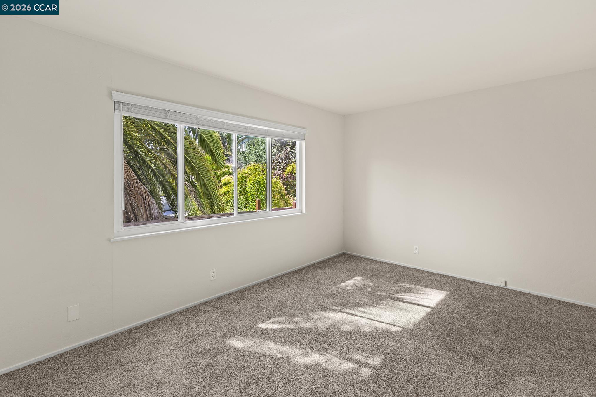 Detail Gallery Image 15 of 34 For 29 Leafwood Circle, San Rafael,  CA 94901 - – Beds | – Baths