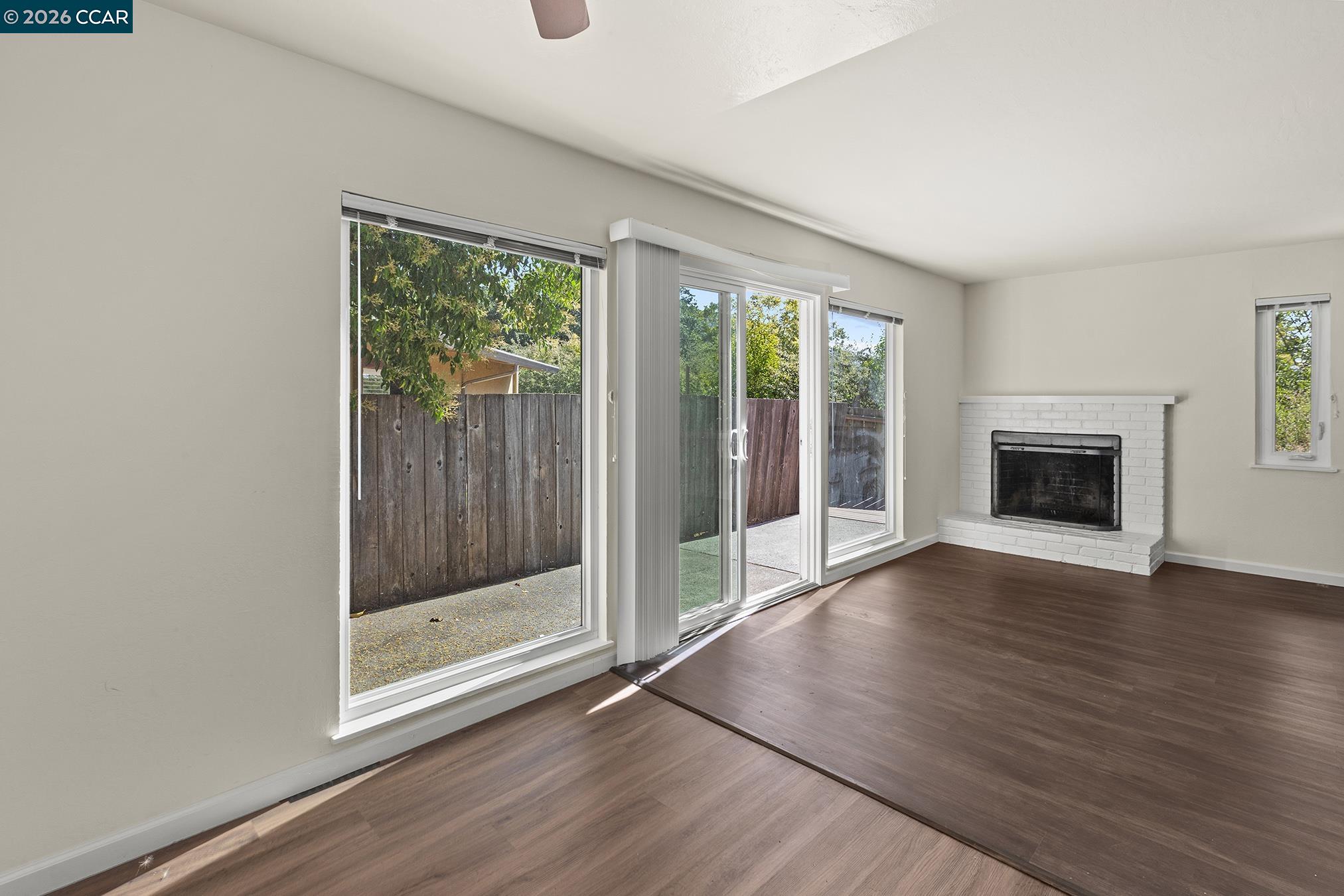 Detail Gallery Image 24 of 34 For 29 Leafwood Circle, San Rafael,  CA 94901 - – Beds | – Baths